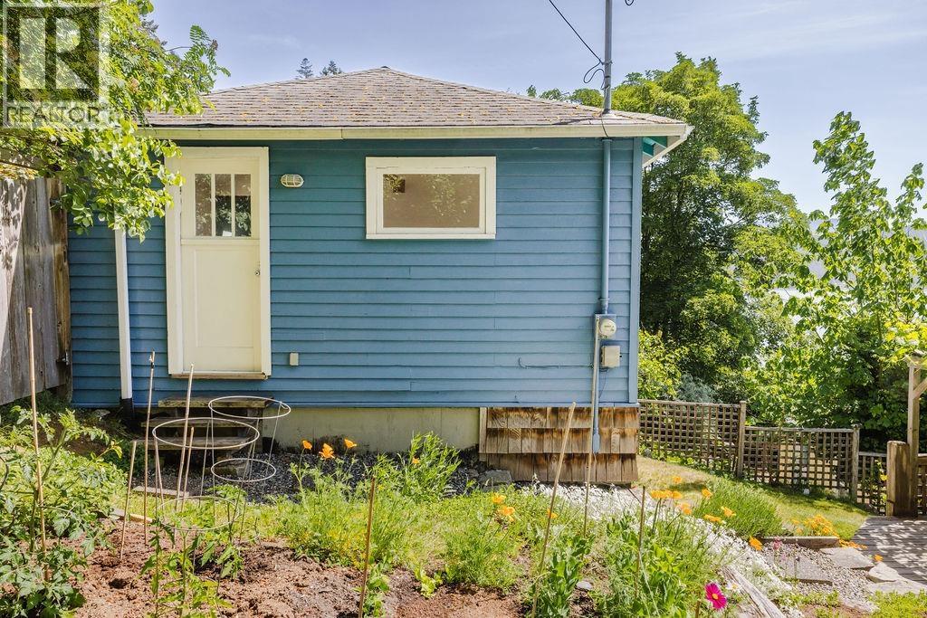 466 Central Avenue, Gibsons, British Columbia  V0N 1V1 - Photo 26 - R3110456