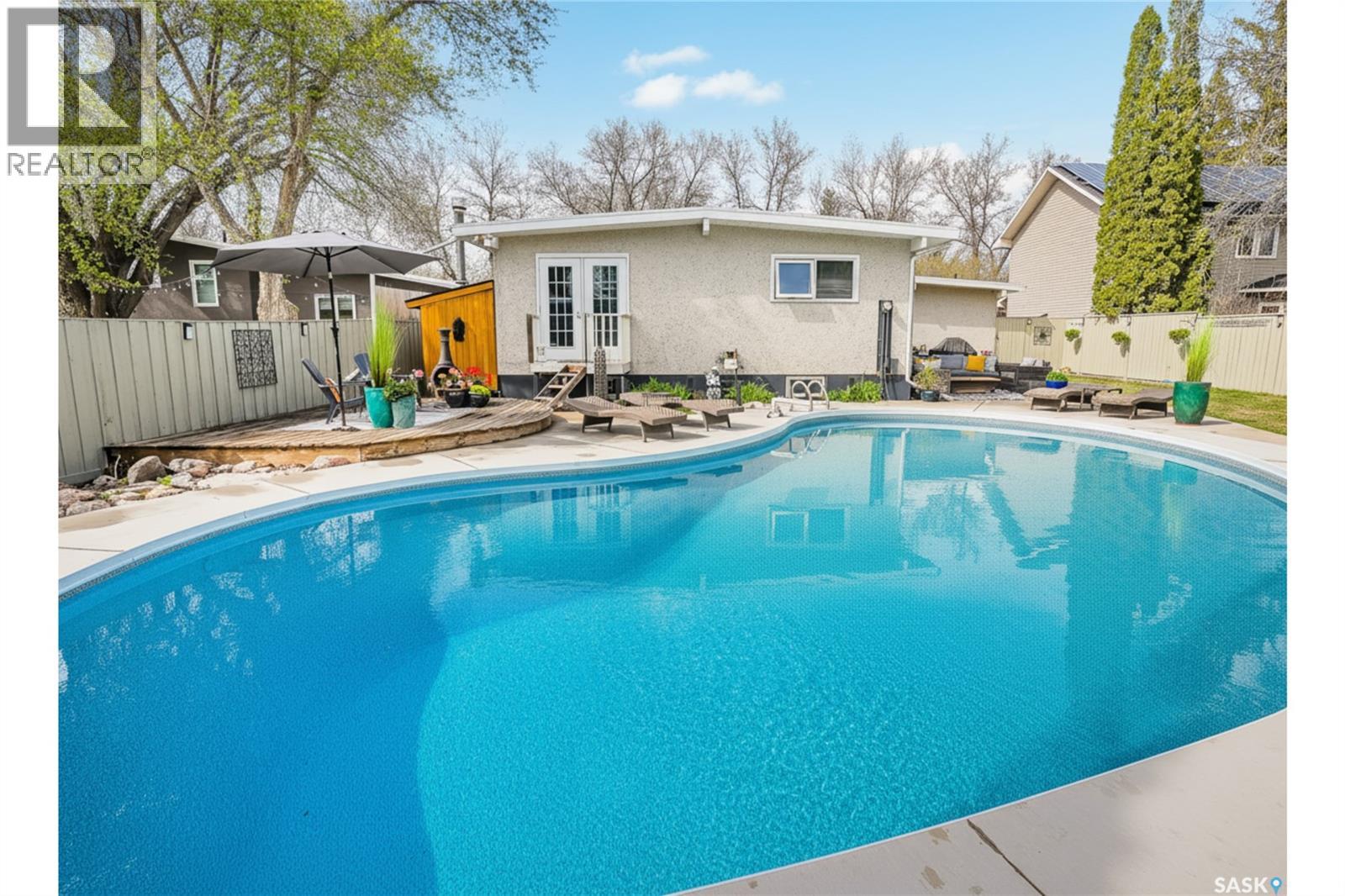 30 Cambridge Crescent, Saskatoon, Saskatchewan  S7H 3P8 - Photo 5 - SK036646