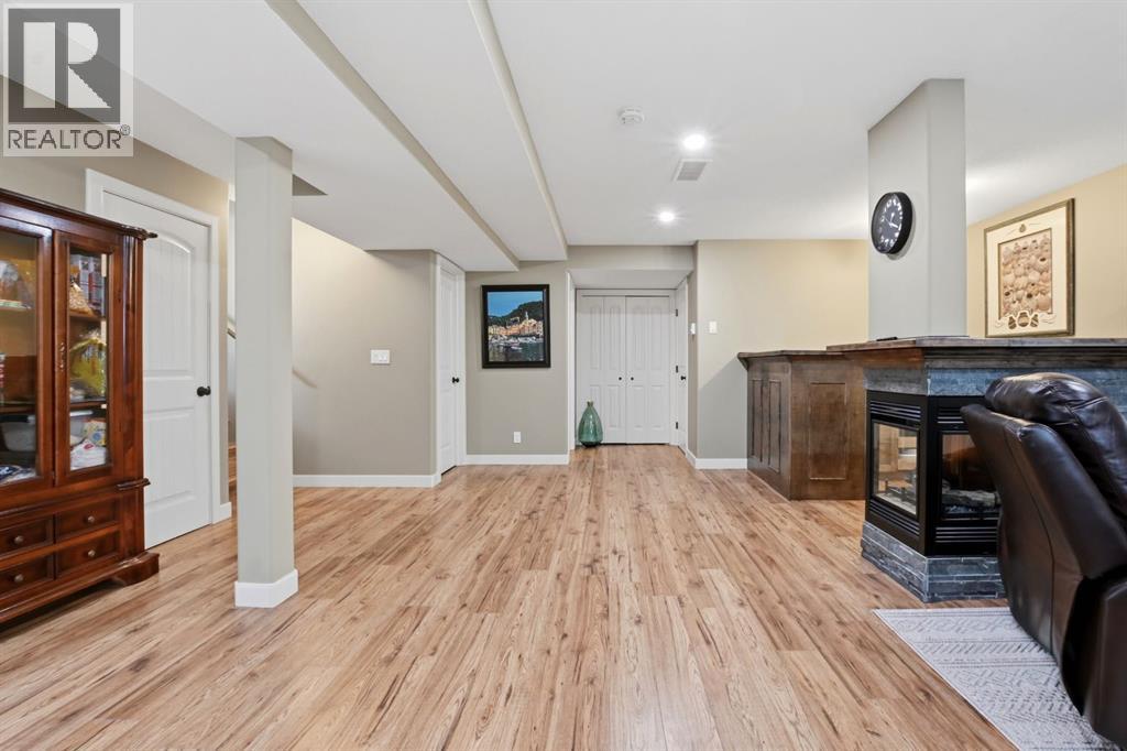 114 Stephenson Crescent, Red Deer, Alberta  T4R 0L6 - Photo 24 - A2313260