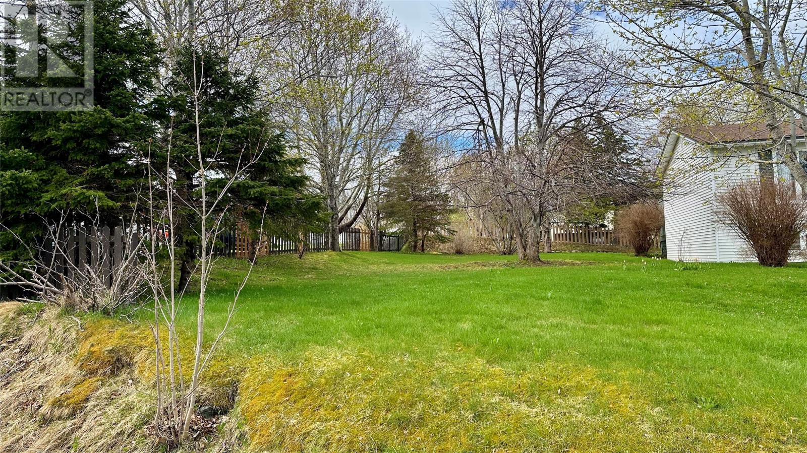 42 Cabot Road, Conception Bay South, Newfoundland & Labrador