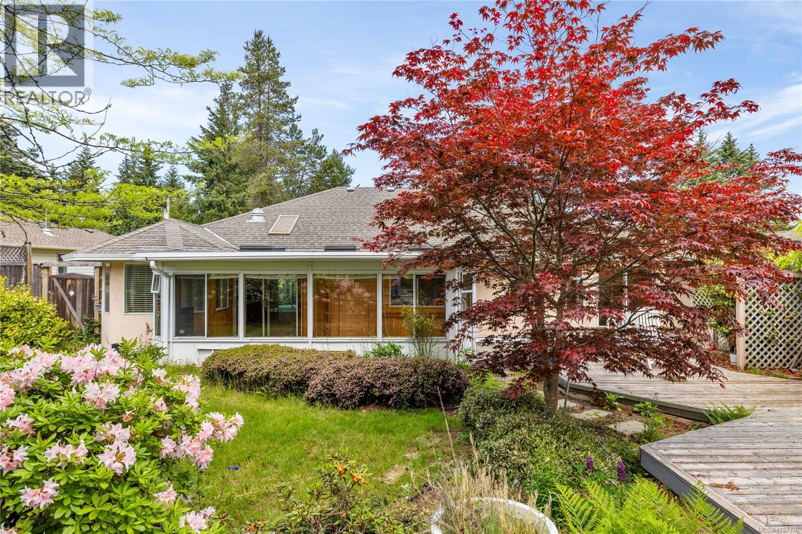 580 Dogwood Rd, Qualicum Beach, British Columbia  V9K 1B1 - Photo 37 - 1037336