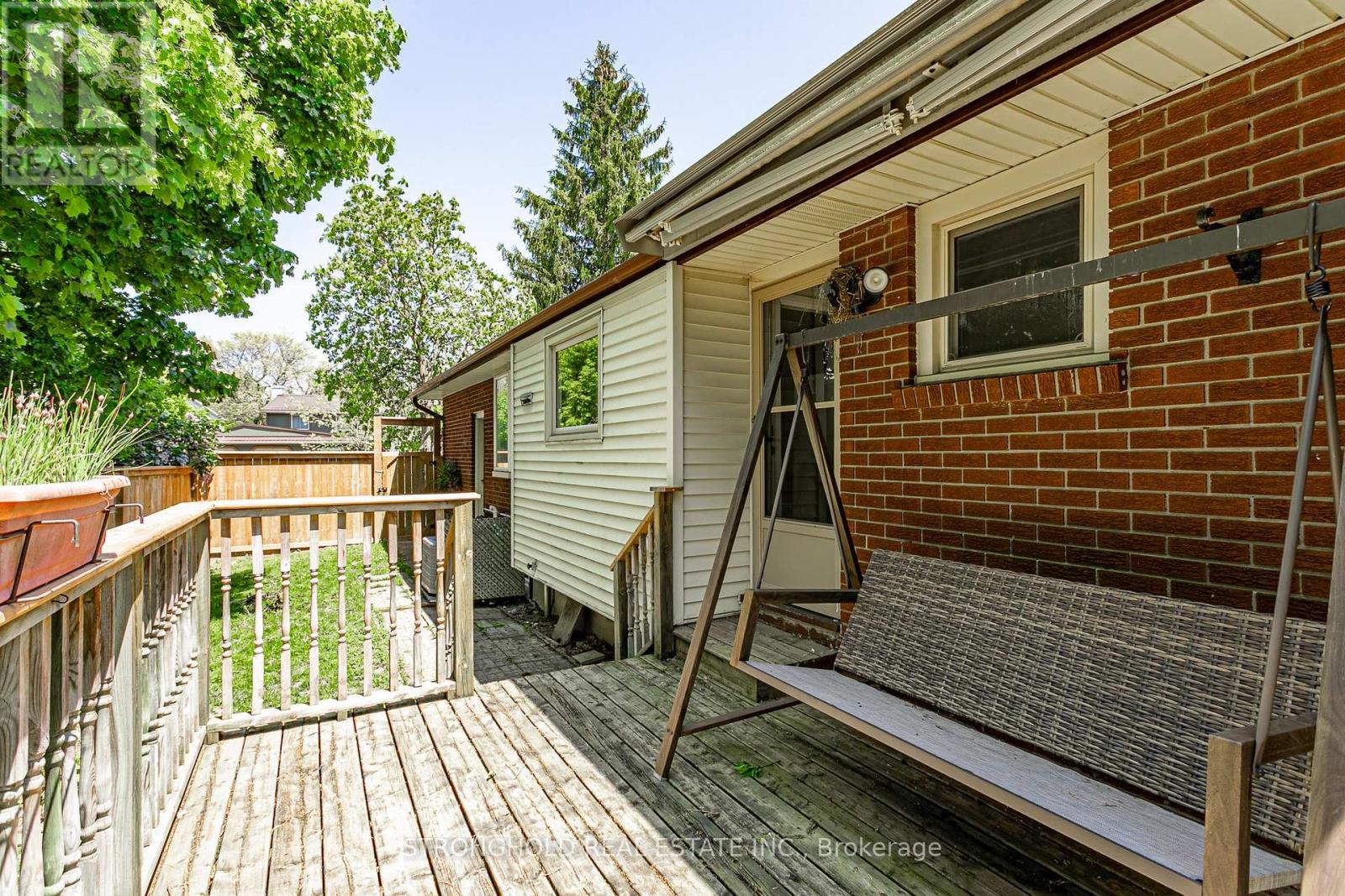 91 Blackacres Boulevard, London North, Ontario  N6G 2G9 - Photo 35 - X13157024