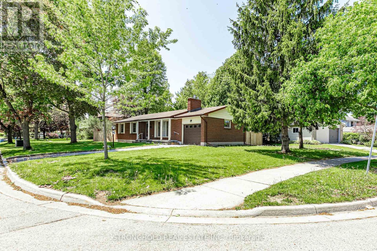 91 Blackacres Boulevard, London North, Ontario  N6G 2G9 - Photo 4 - X13157024