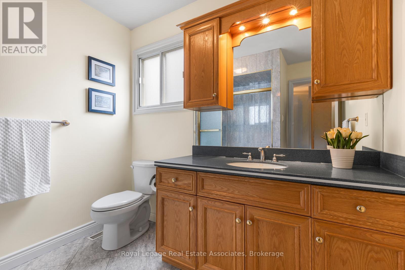 4237 Trellis Crescent, Mississauga, Ontario  L5L 2M1 - Photo 17 - W13156590