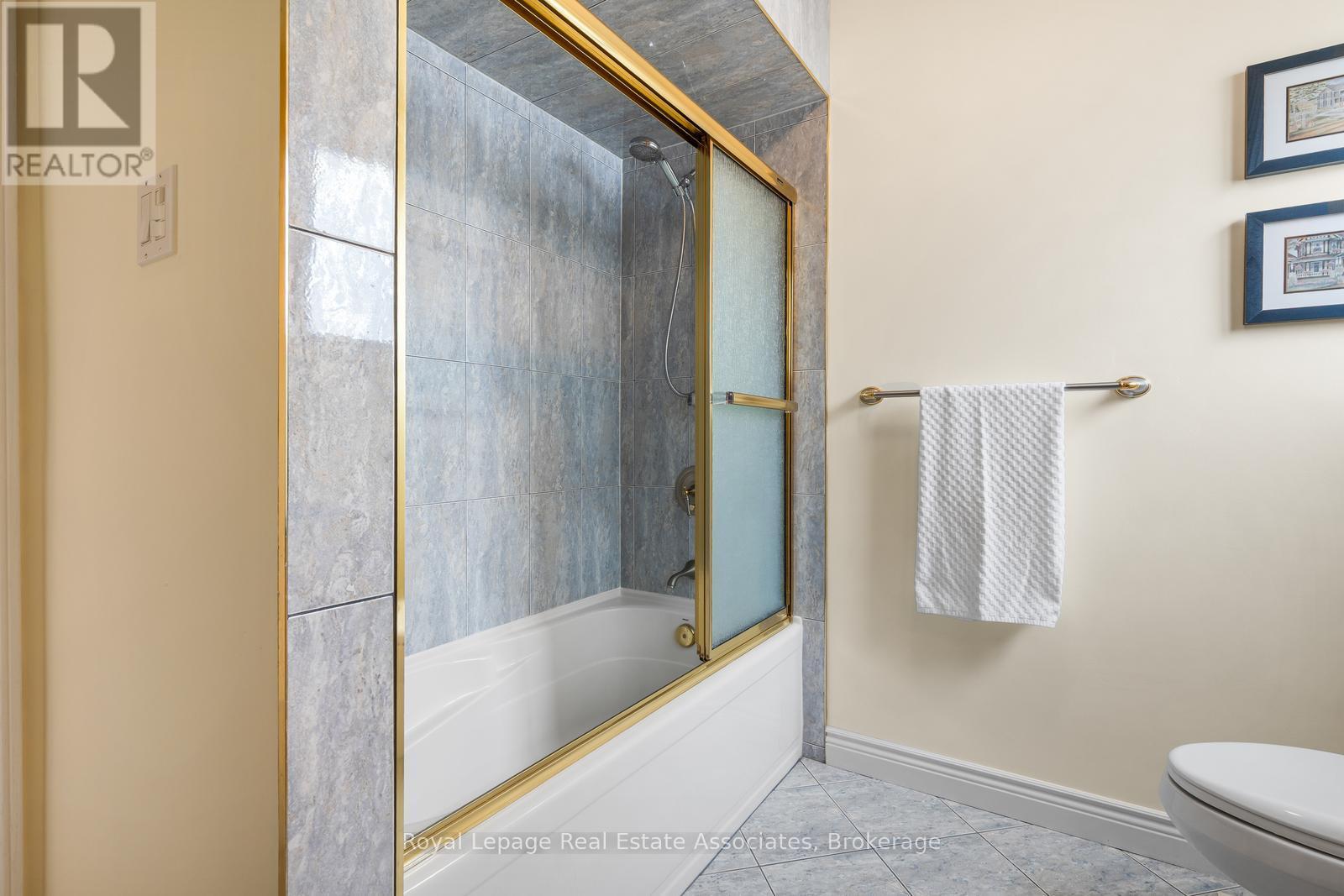 4237 Trellis Crescent, Mississauga, Ontario  L5L 2M1 - Photo 18 - W13156590