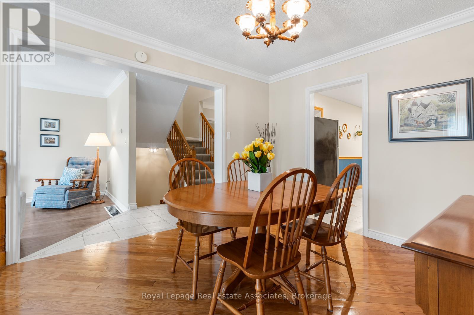 4237 Trellis Crescent, Mississauga, Ontario  L5L 2M1 - Photo 6 - W13156590