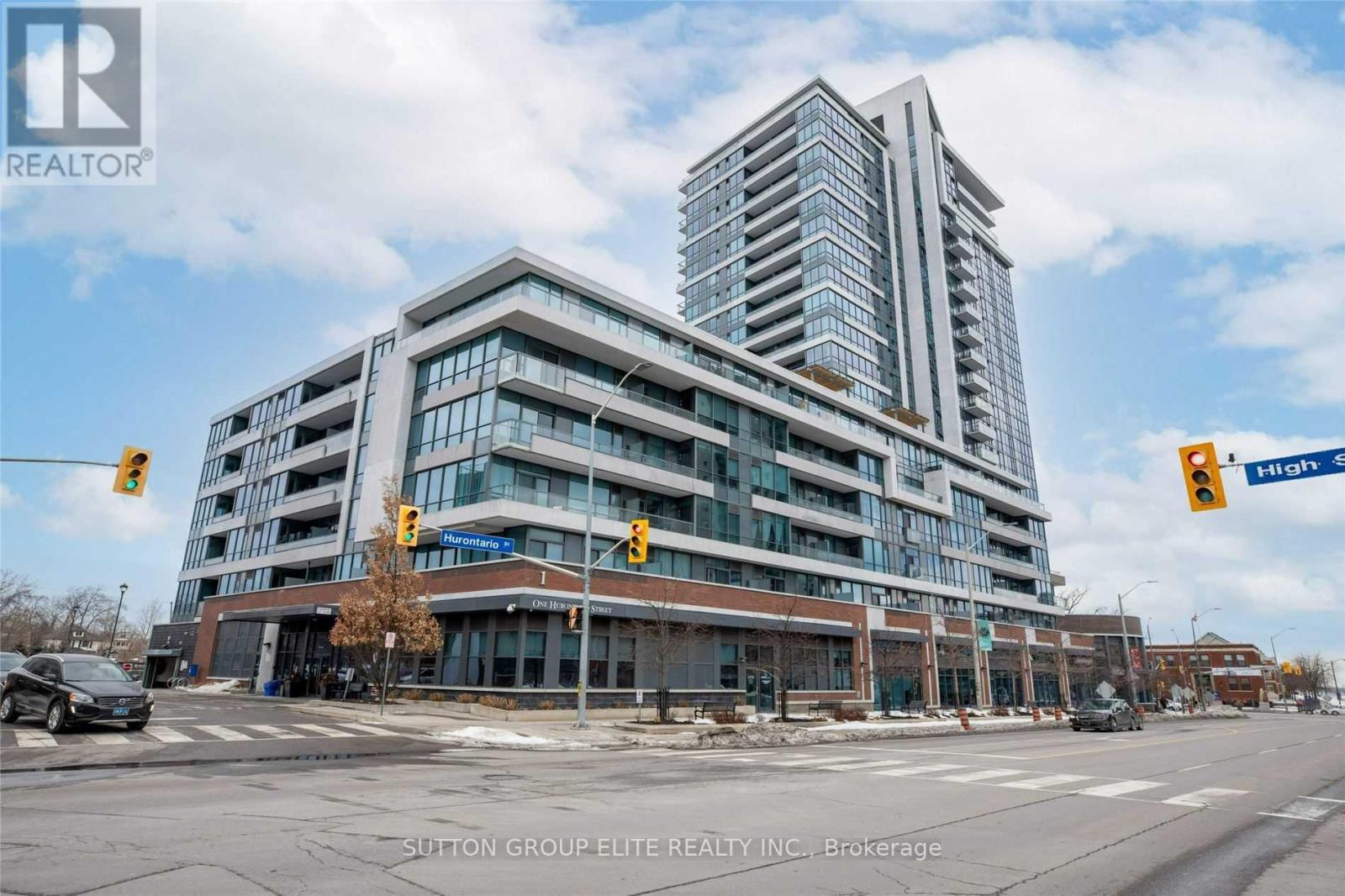 808 - 1 Hurontario Street, Mississauga, Ontario  L5G 0A3 - Photo 2 - W13156600
