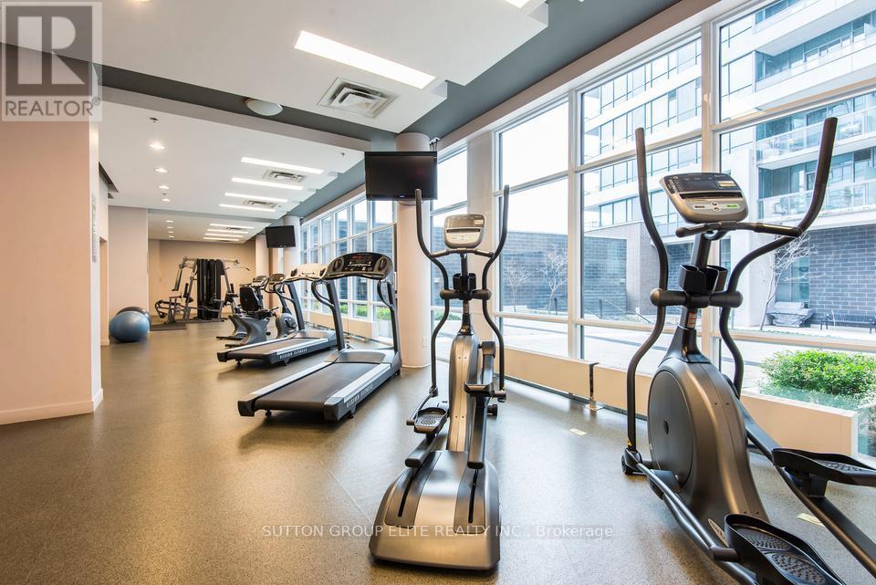 808 - 1 Hurontario Street, Mississauga, Ontario  L5G 0A3 - Photo 3 - W13156600