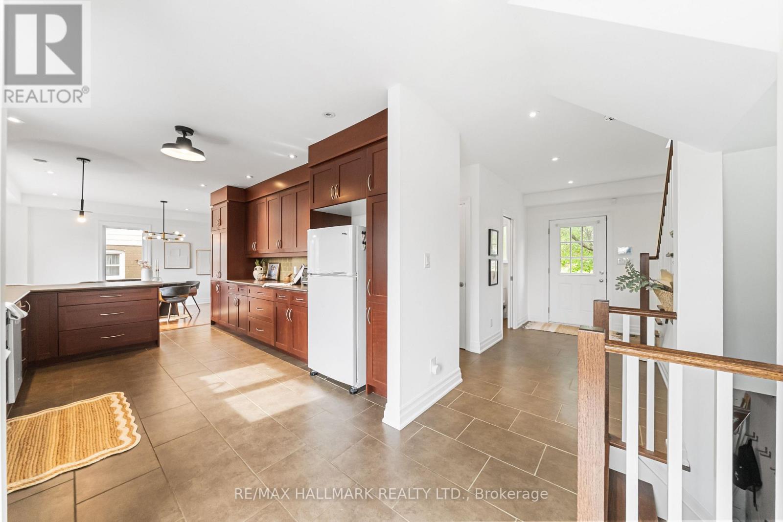 108 Lexfield Avenue, Toronto, Ontario  M3M 1M8 - Photo 17 - W13156628