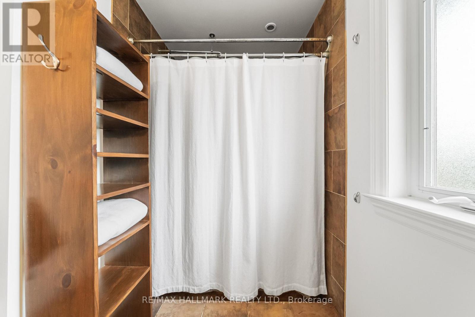 108 Lexfield Avenue, Toronto, Ontario  M3M 1M8 - Photo 22 - W13156628