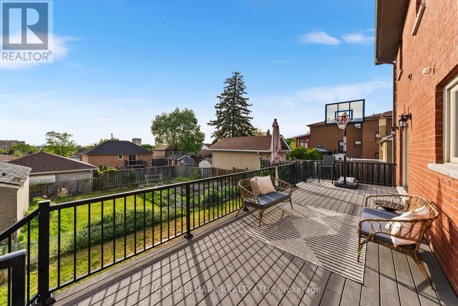 108 Lexfield Avenue, Toronto, Ontario  M3M 1M8 - Photo 33 - W13156628