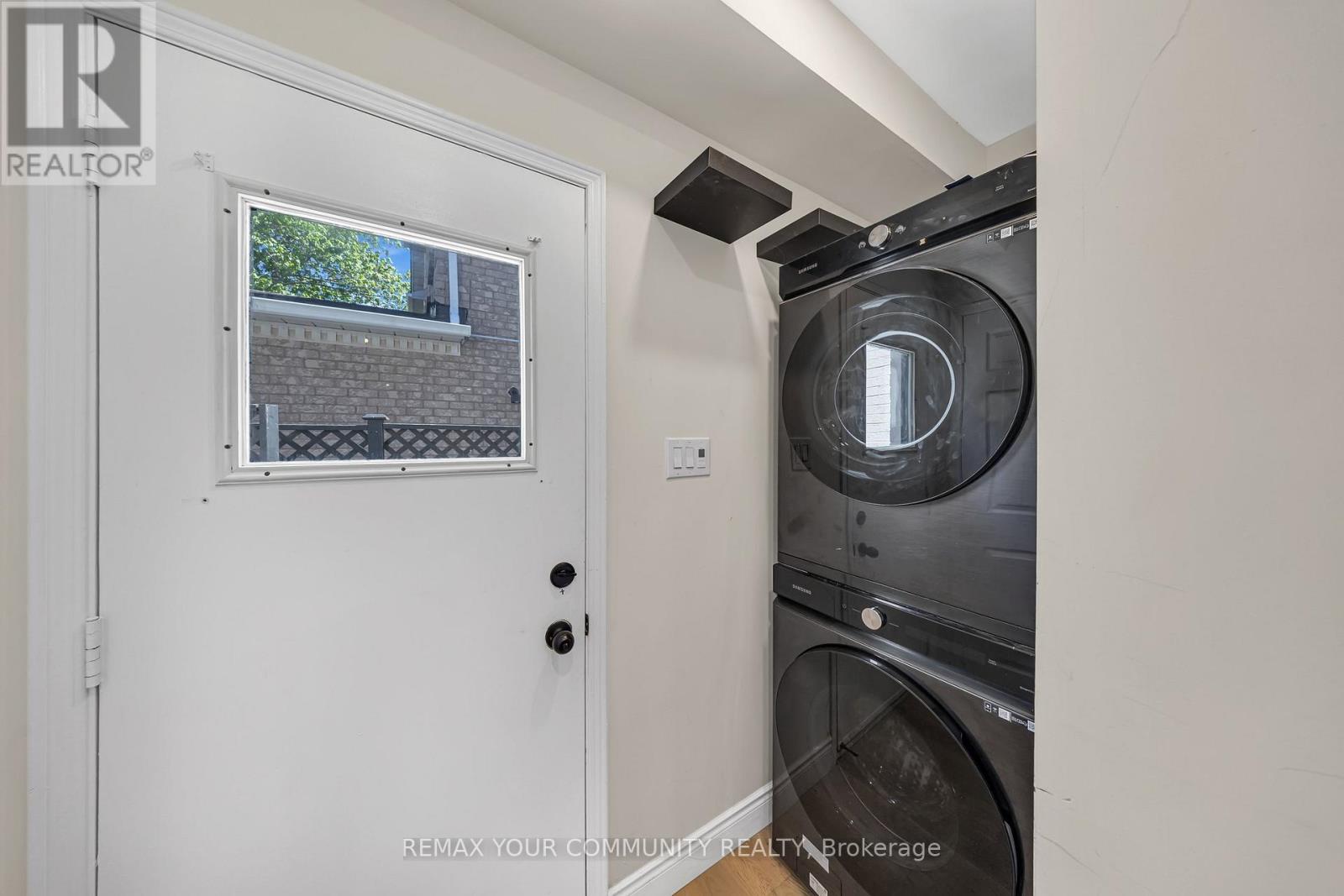 2666 Burnford Trail, Mississauga, Ontario  L5M 5E1 - Photo 25 - W13156636