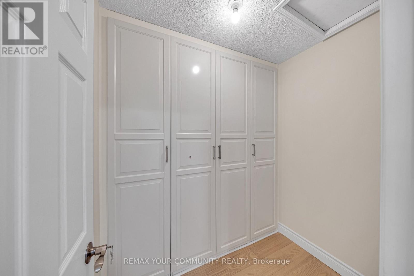 2666 Burnford Trail, Mississauga, Ontario  L5M 5E1 - Photo 29 - W13156636