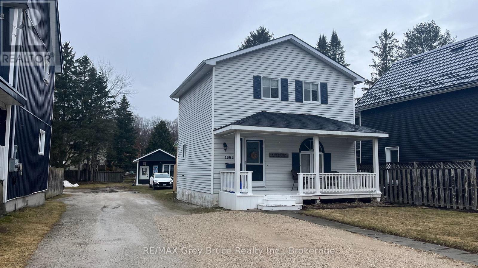 1666 3rd Avenue W, Owen Sound, Ontario  N4K 4R4 - Photo 2 - X13030192