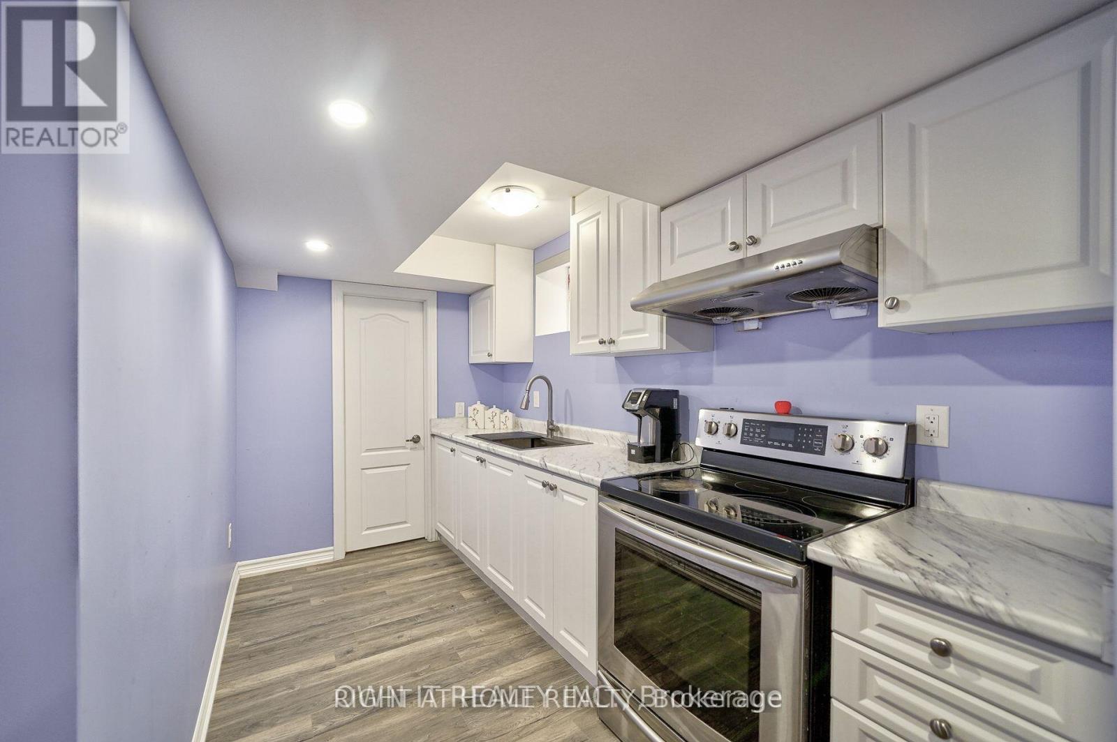 14 Icefall Road, Caledon, Ontario  L7C 3T7 - Photo 4 - W13156734