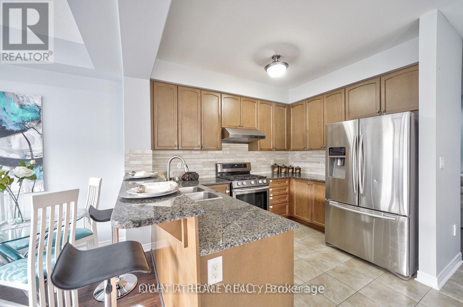 14 Icefall Road, Caledon, Ontario  L7C 3T7 - Photo 5 - W13156734