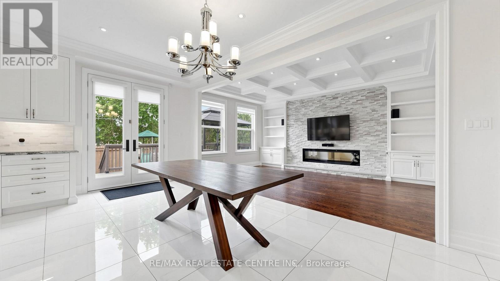 1496 Mansfield Drive, Oakville (Cp College Park), Ontario  L6H 1K4 - Photo 10 - W13156780