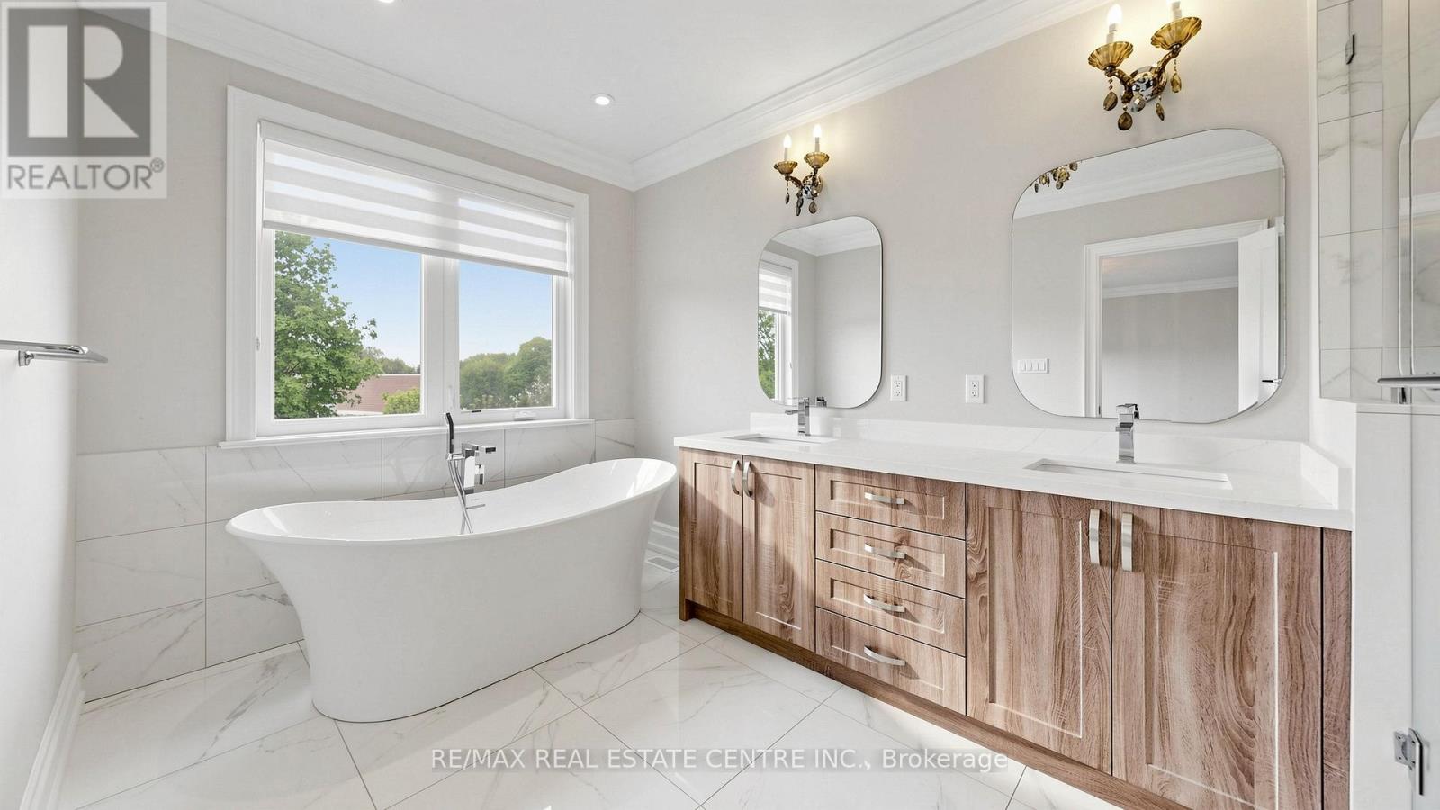 1496 Mansfield Drive, Oakville (Cp College Park), Ontario  L6H 1K4 - Photo 22 - W13156780