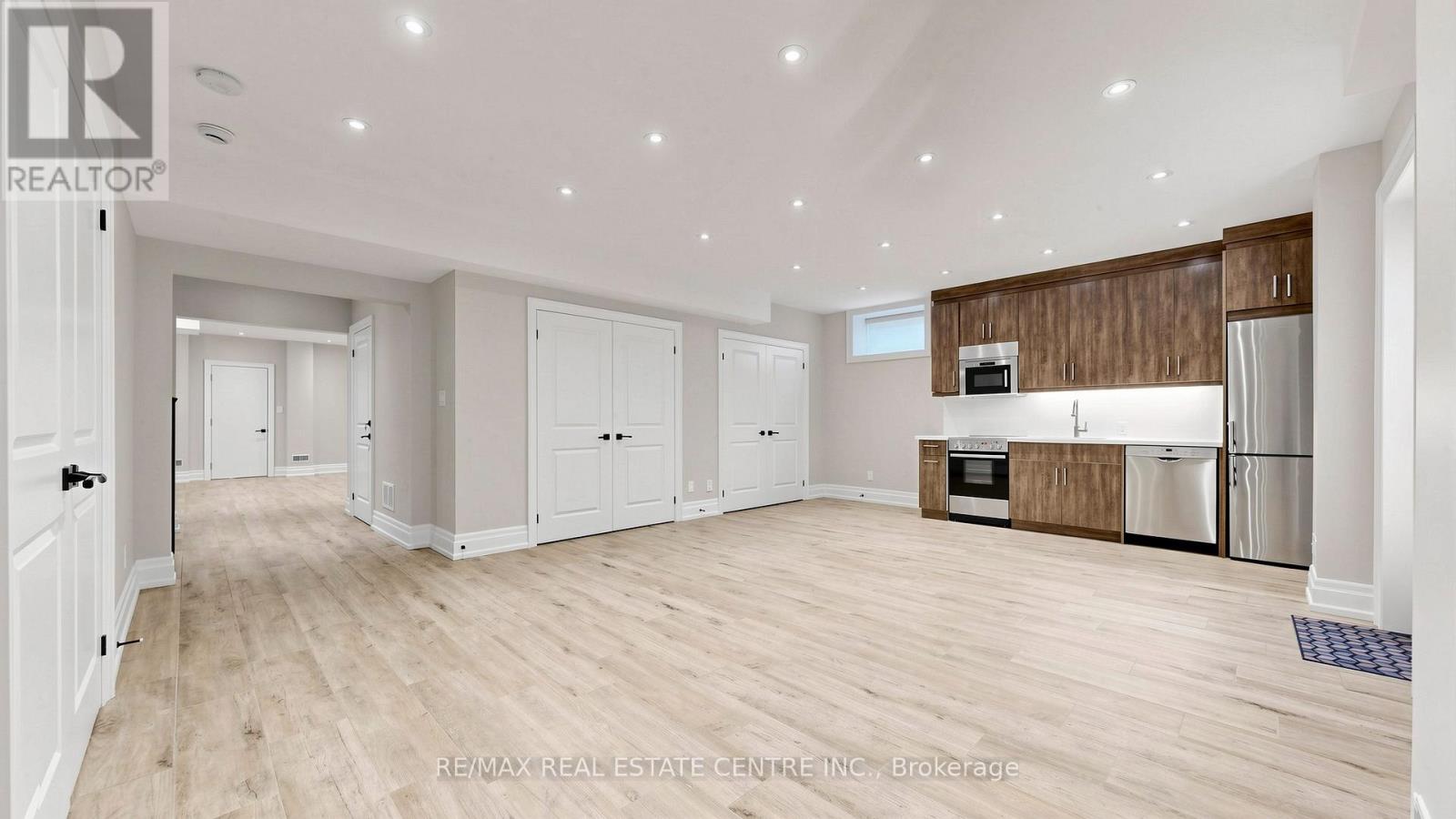 1496 Mansfield Drive, Oakville (Cp College Park), Ontario  L6H 1K4 - Photo 39 - W13156780