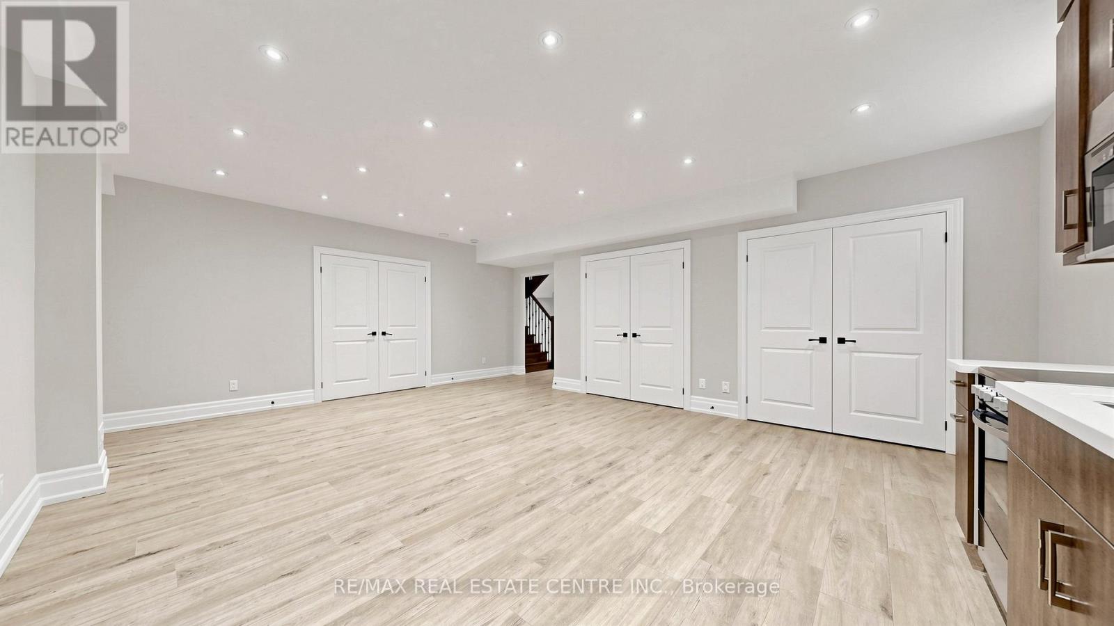 1496 Mansfield Drive, Oakville (Cp College Park), Ontario  L6H 1K4 - Photo 40 - W13156780