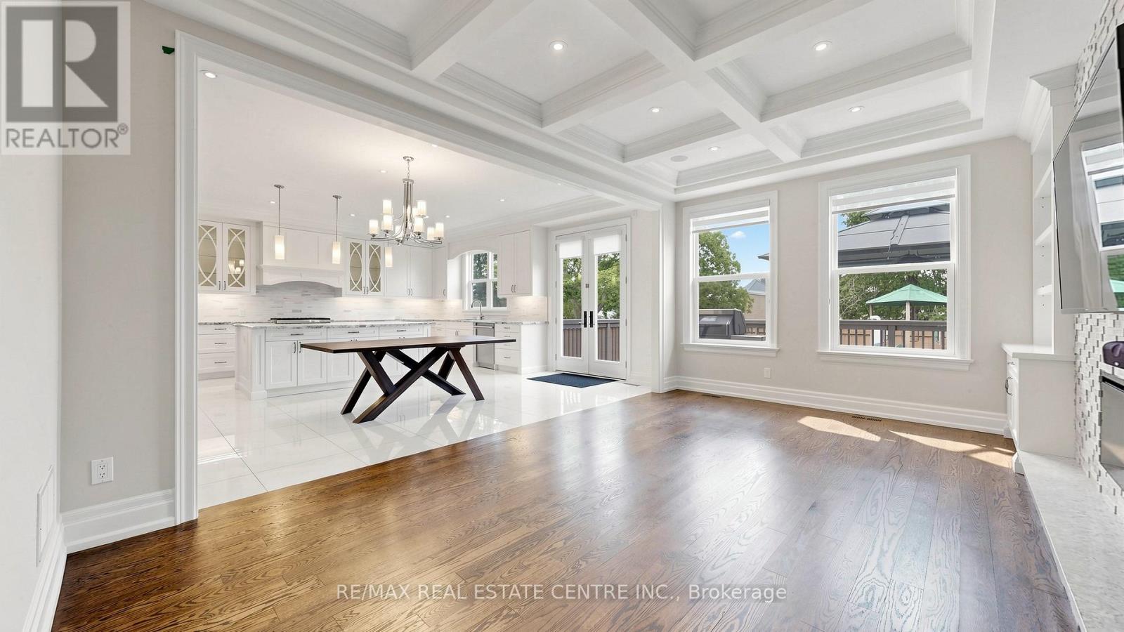 1496 Mansfield Drive, Oakville (Cp College Park), Ontario  L6H 1K4 - Photo 7 - W13156780