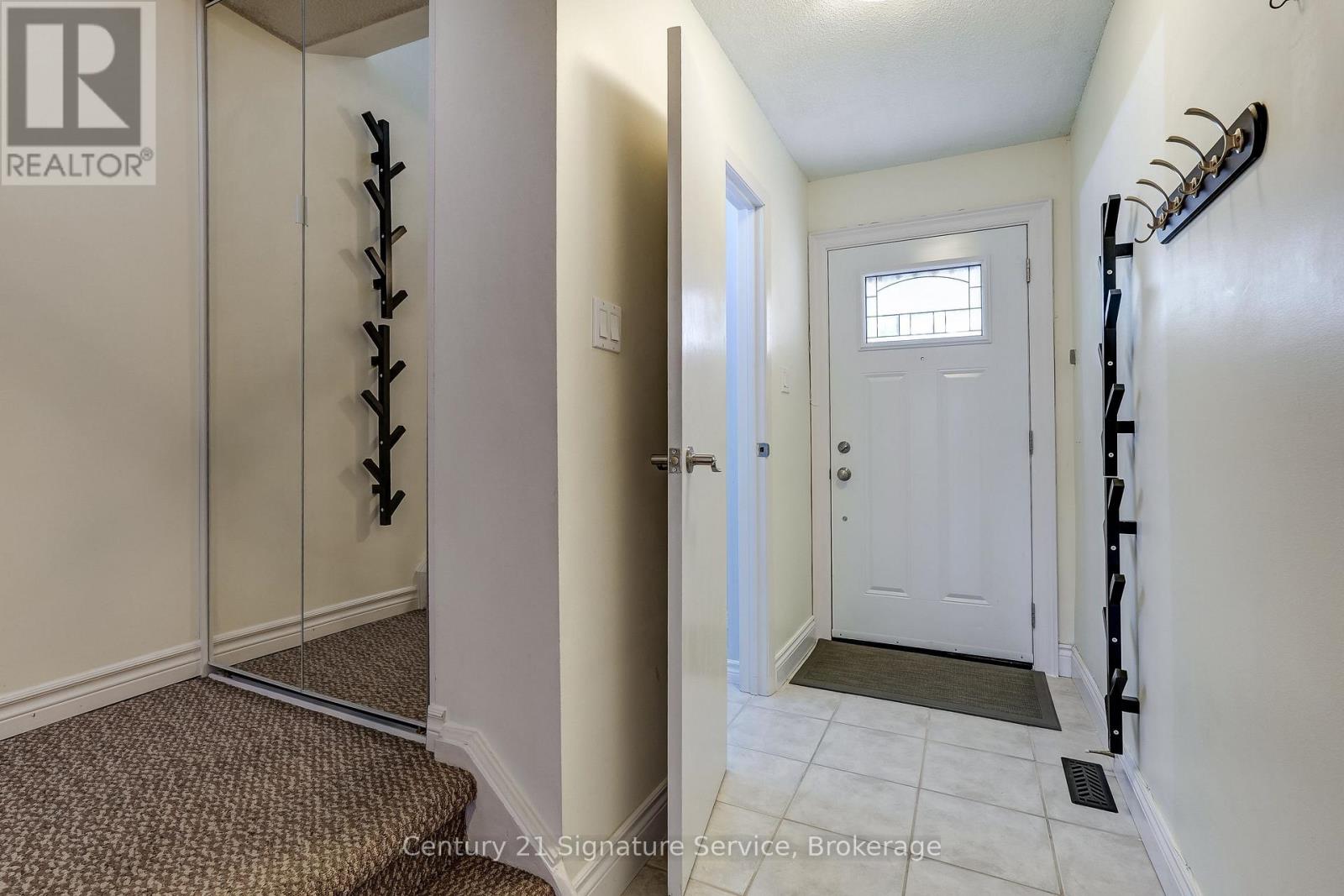 54 - 1951 Rathburn Road E, Mississauga, Ontario L4W 2N9 - Photo 4 - W13156808