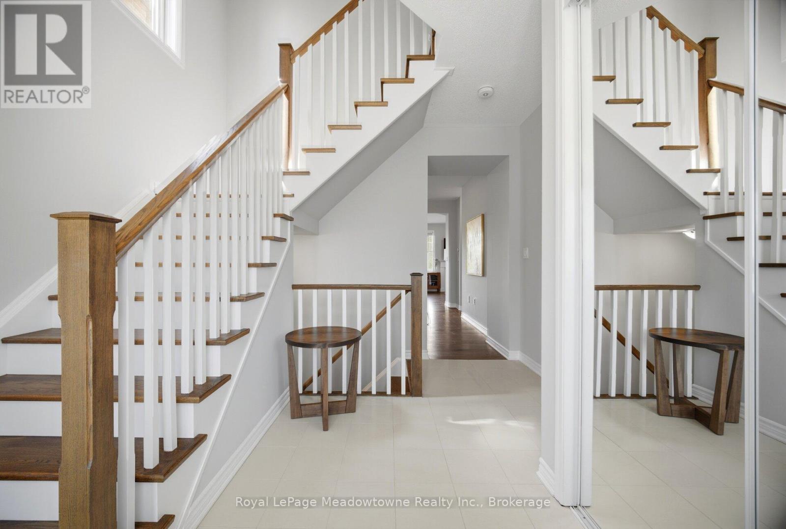 1518 Clitherow Street, Milton, Ontario  L9E 0B1 - Photo 4 - W13156930