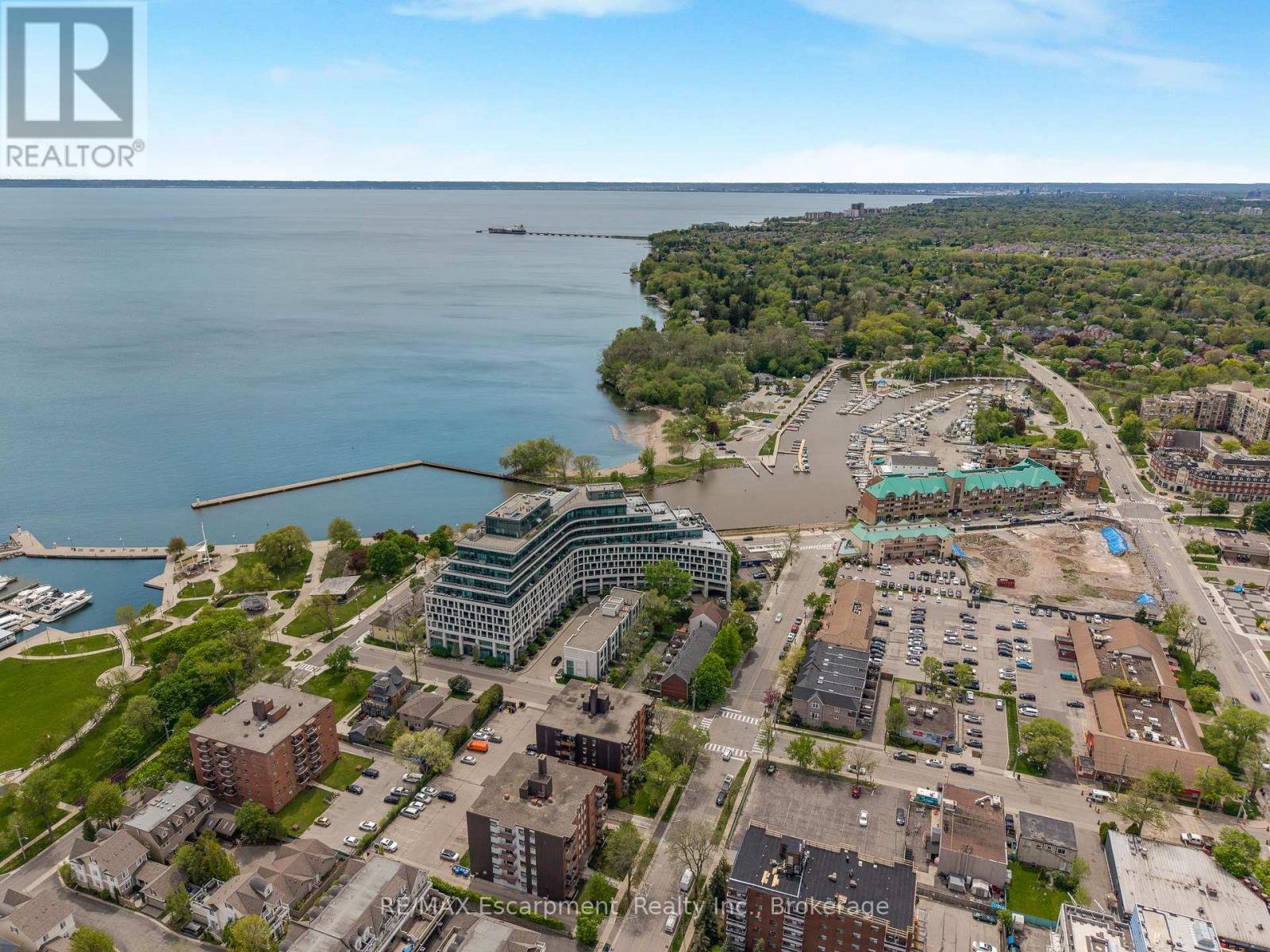 6 - 2411 Sovereign Street, Oakville, Ontario  L6L 1M1 - Photo 34 - W13156976