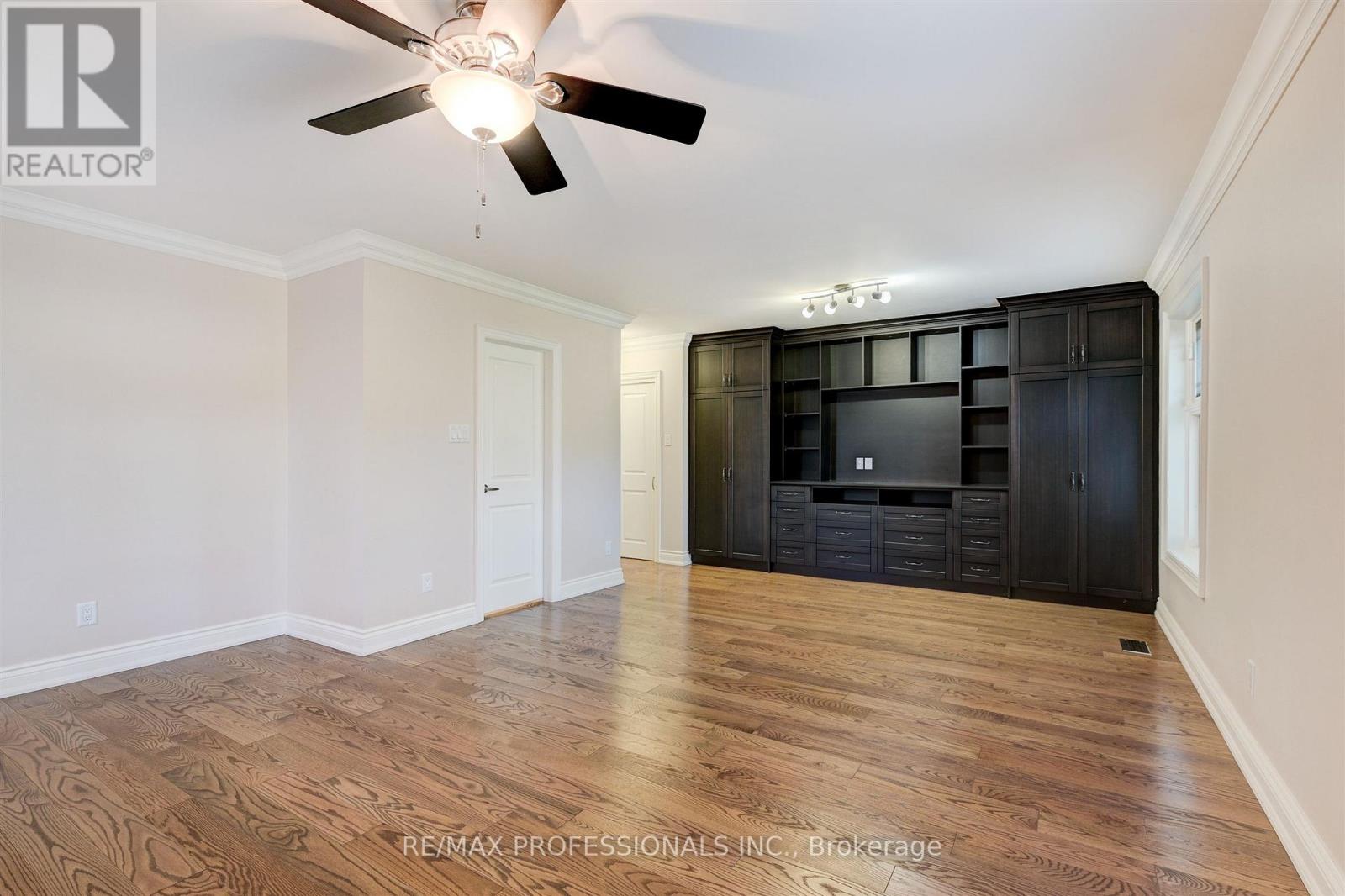 64 Ravensbourne Crescent, Toronto, Ontario  M9A 2A8 - Photo 14 - W13156868