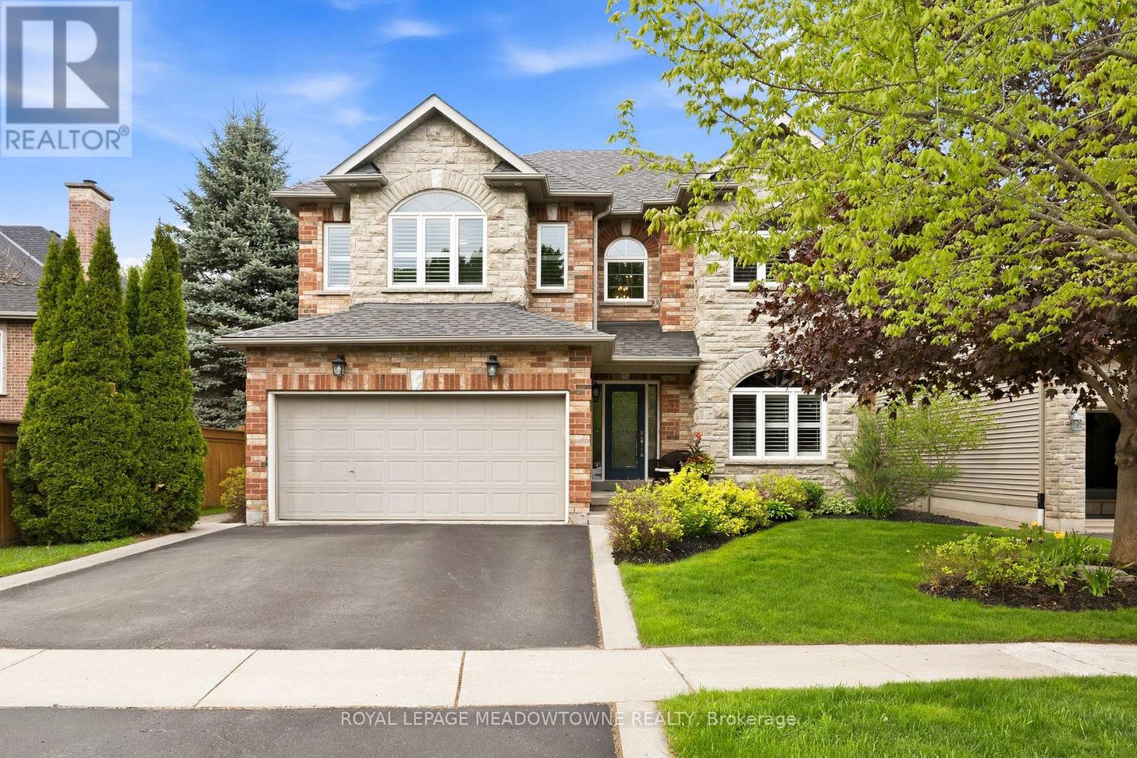 5 Filton Road, Caledon, Ontario  L7C 1R5 - Photo 3 - W13156882