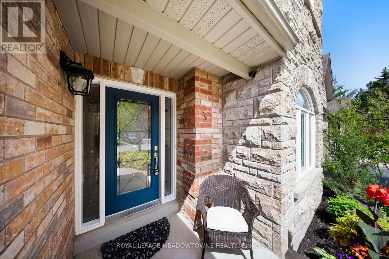 5 Filton Road, Caledon, Ontario  L7C 1R5 - Photo 6 - W13156882