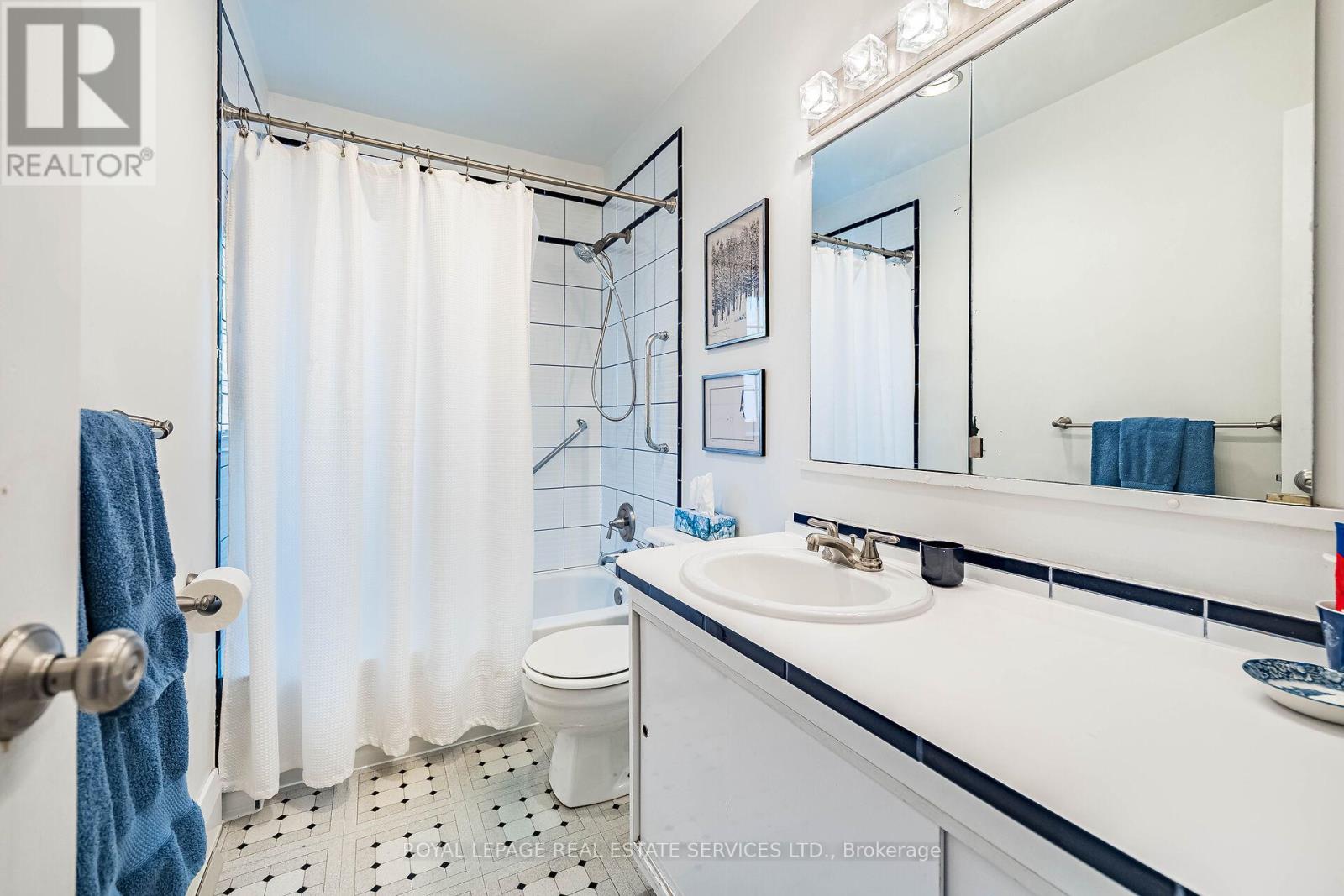 74 Sixth Street, Toronto, Ontario  M8V 3A3 - Photo 24 - W13156886