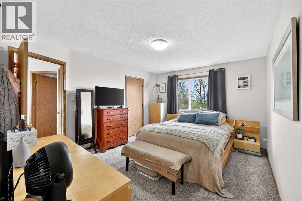 112 Hidden Ranch Crescent NW, Calgary, Alberta  T3A 5W3 - Photo 24 - A2313071