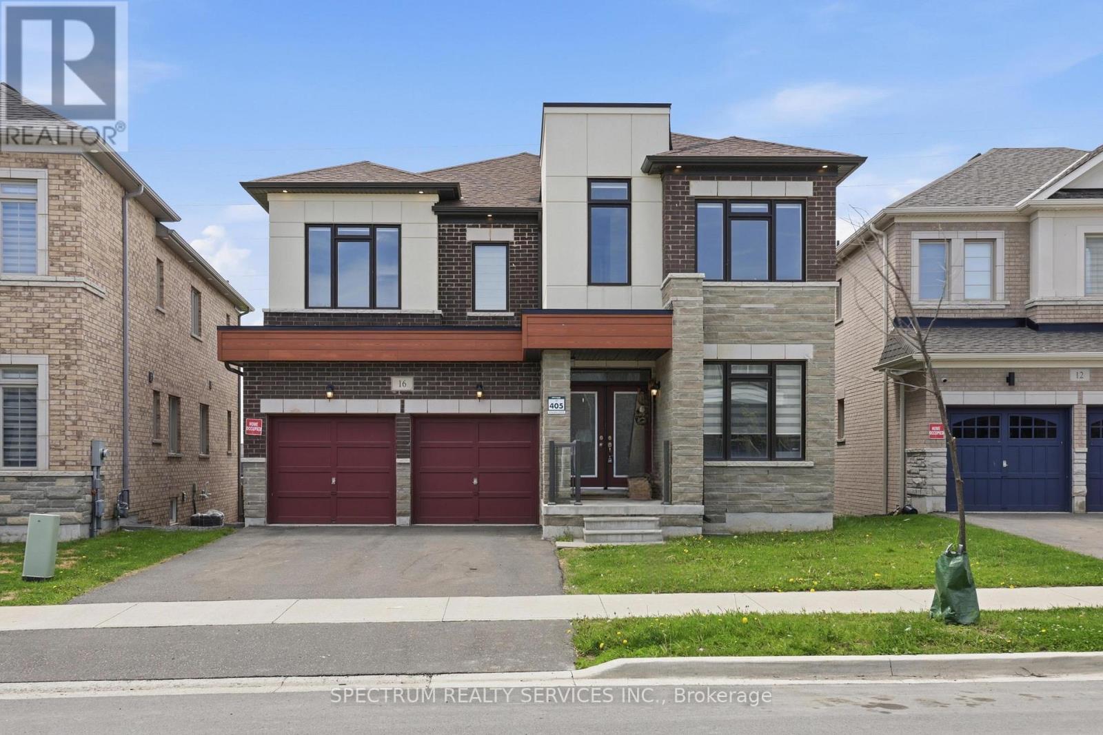 16 TRAILBANK GARDENS, Hamilton, Ontario