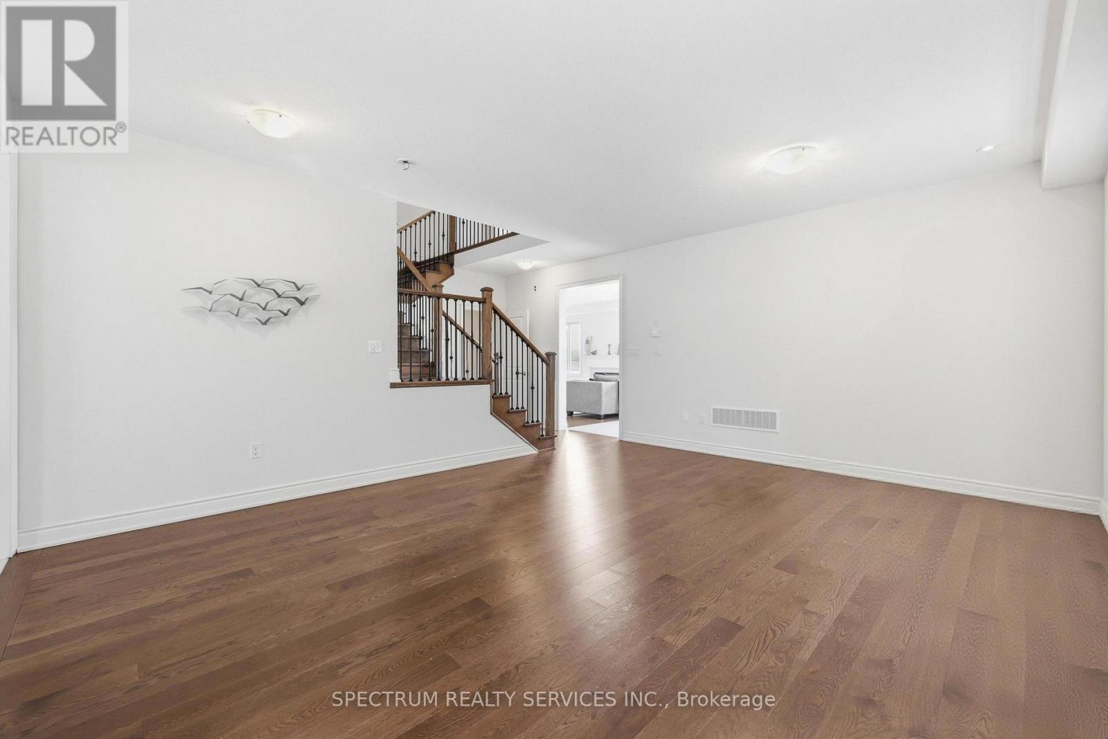 16 Trailbank Gardens, Hamilton, Ontario  L8B 1Y5 - Photo 12 - X13156586