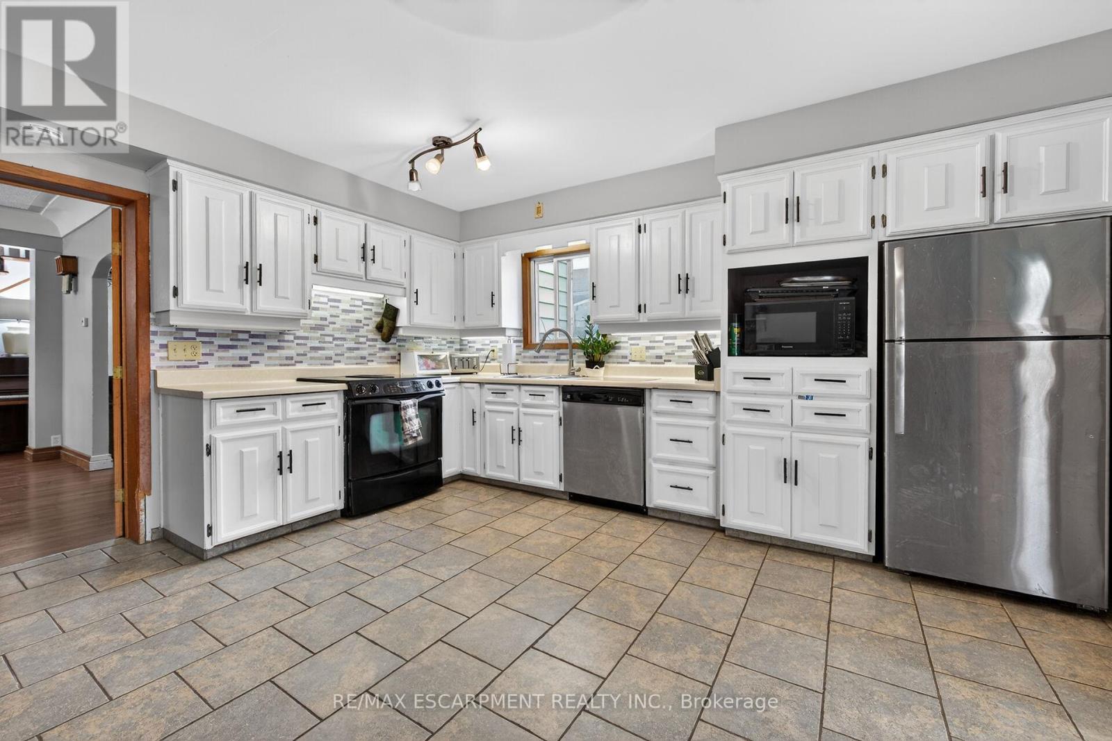 827 Pine Street, Haldimand, Ontario  N1A 2M6 - Photo 11 - X13156618