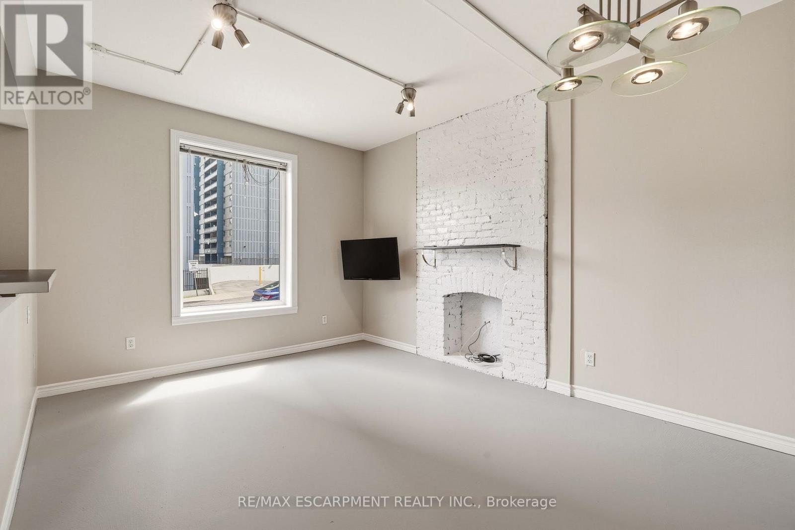 192 Catharine Street, Hamilton, Ontario L8N 2K3 - Photo 6 - X13156726
