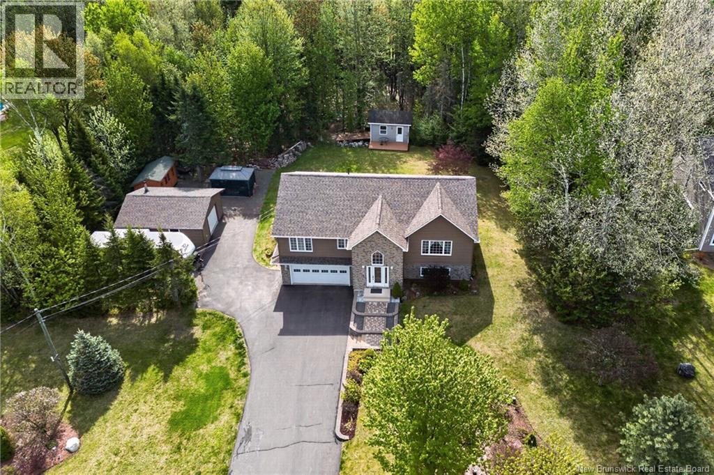 201 Garden Grove Street, Lincoln, New Brunswick  E3B 7G8 - Photo 1 - NB140035