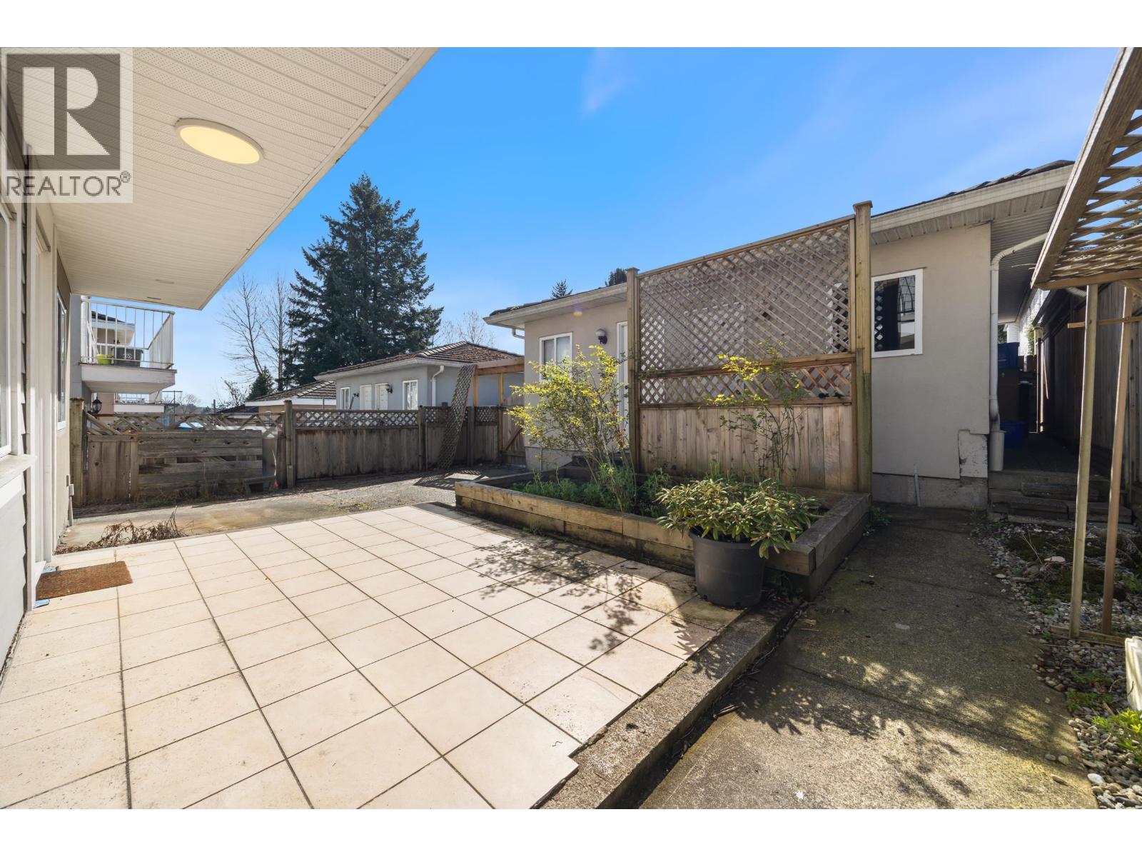 6058 Woodsworth Street, Burnaby, British Columbia  V5G 1S8 - Photo 24 - R3126323