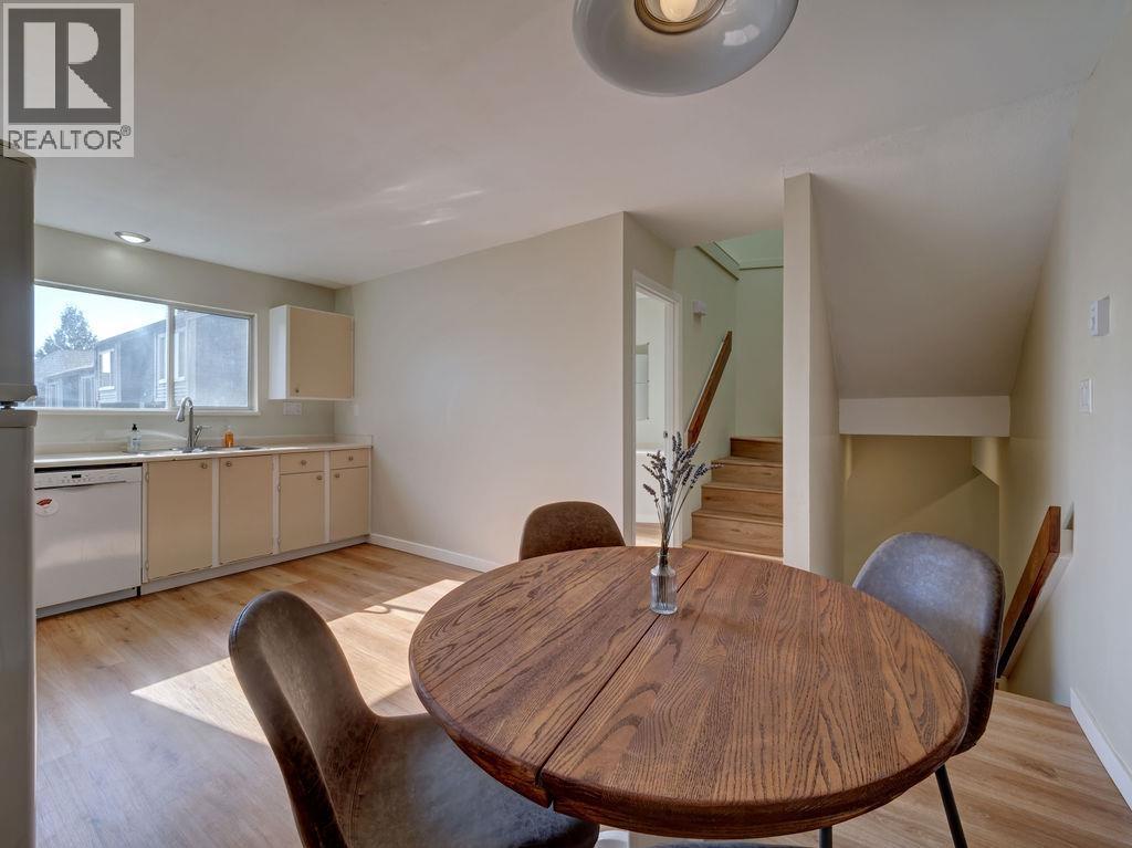 5 822 Gibsons Way, Gibsons, British Columbia  V0N 1V7 - Photo 14 - R3126354