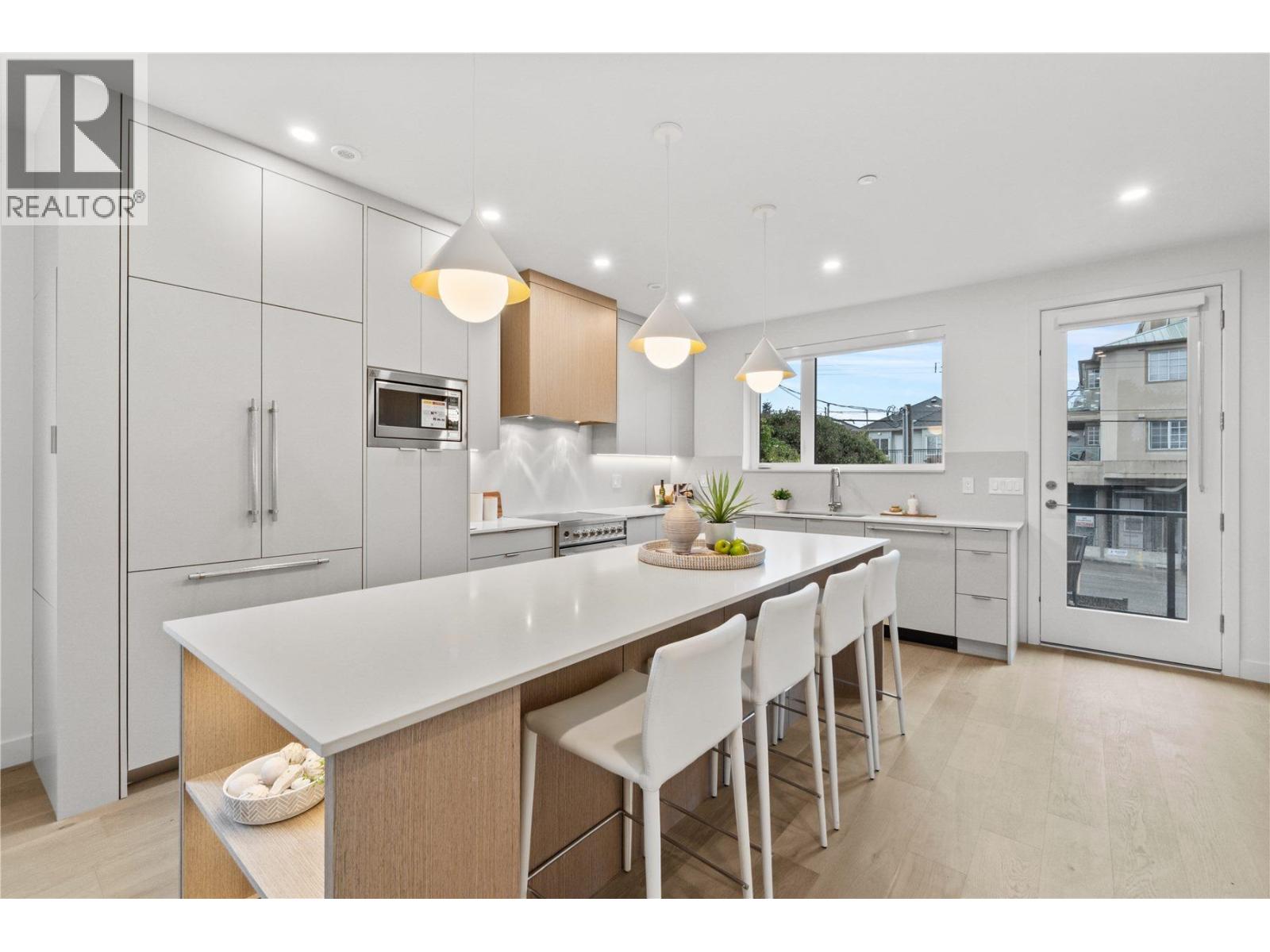 2 4963 Chester Street, Vancouver, British Columbia  V5W 3A7 - Photo 7 - R3126368