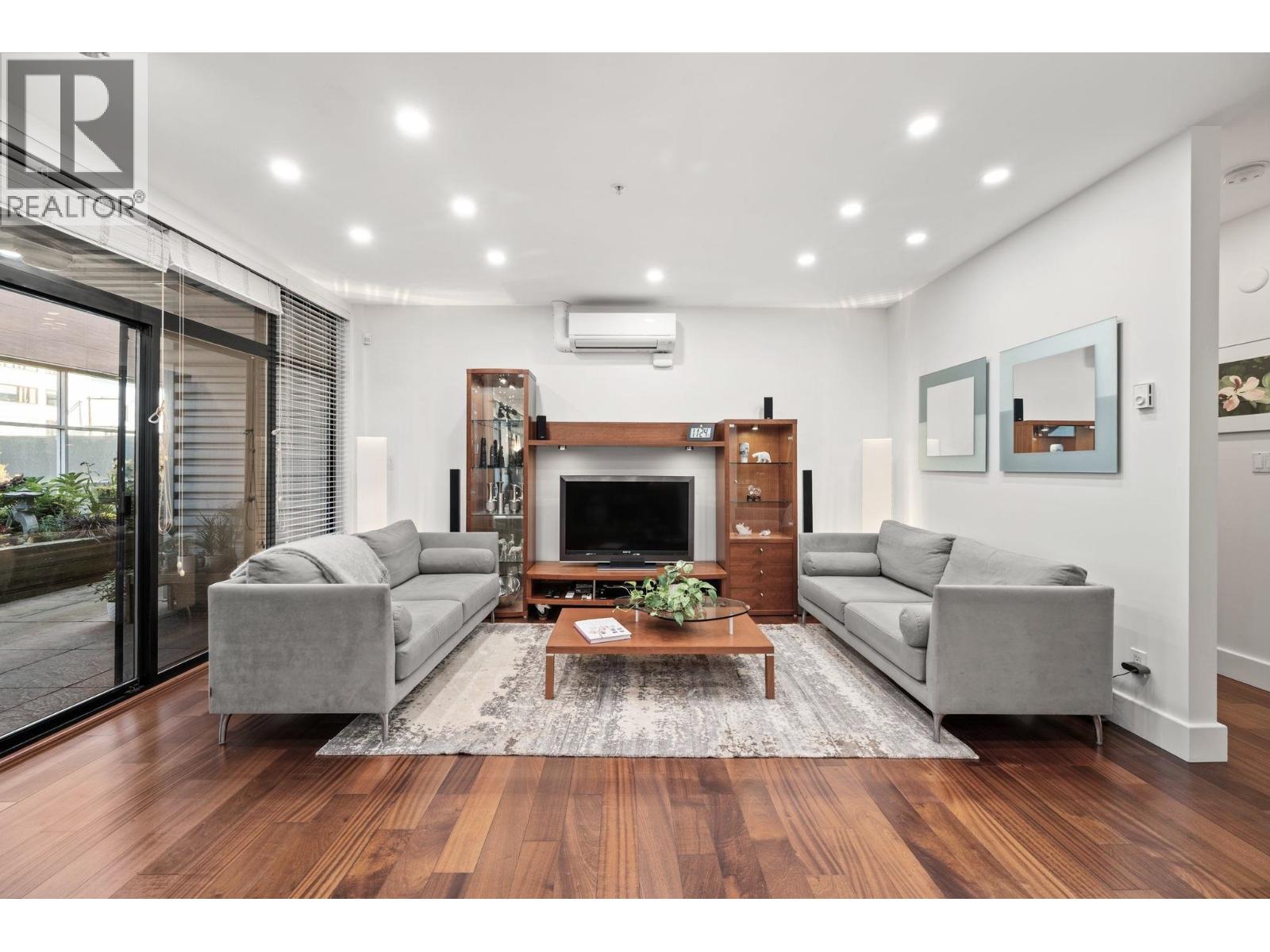 202 1750 W 2nd Avenue, Vancouver, British Columbia  V6J 1H6 - Photo 4 - R3126374