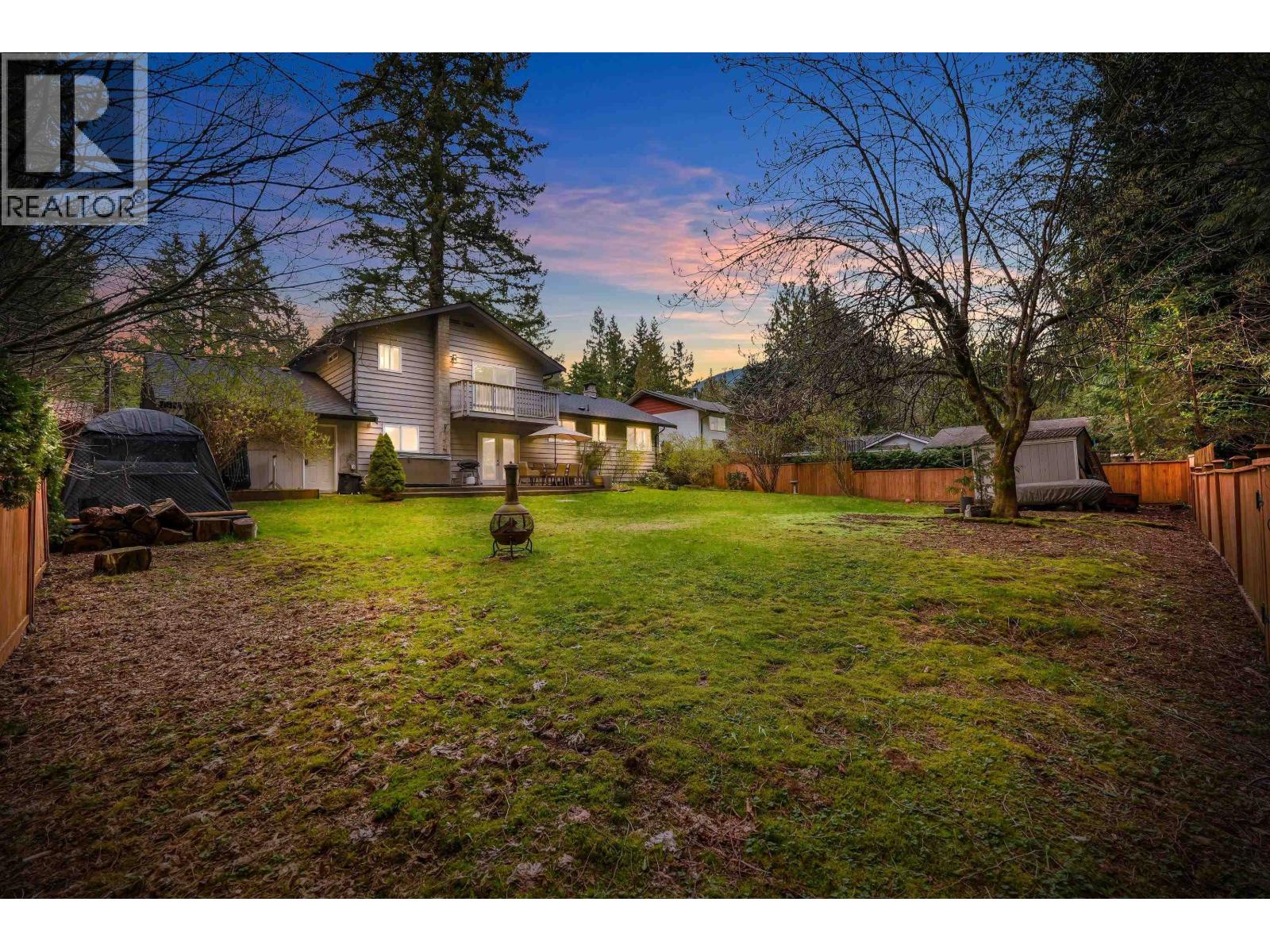 2572 The Boulevard, Squamish, British Columbia V0N 1T0 - Photo 25 - R3114145