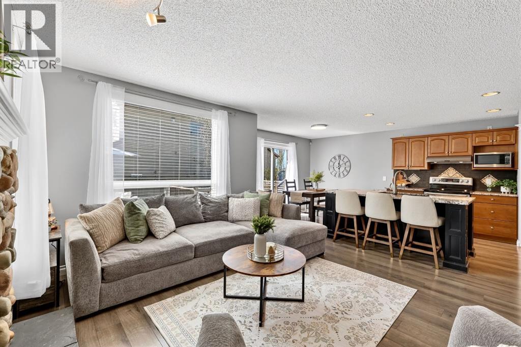 35 Crestmont Drive SW, Calgary, Alberta  T3B 5X7 - Photo 8 - A2310292