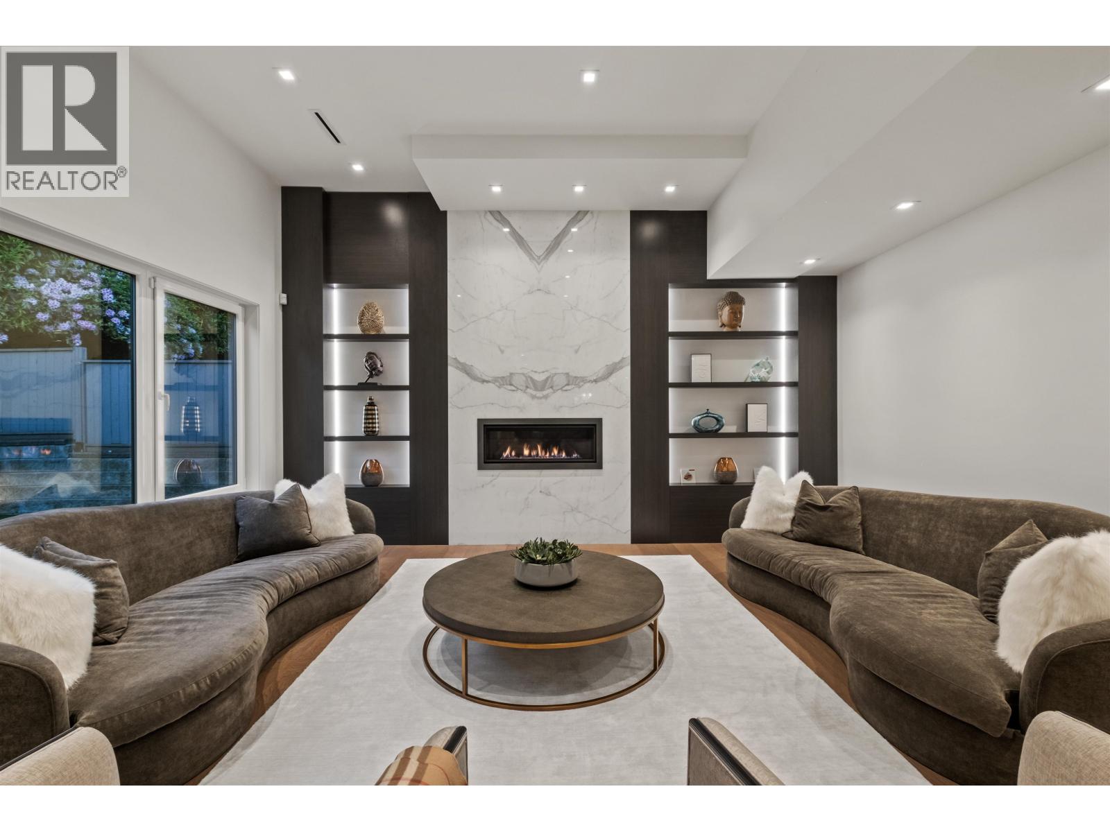 920 Melbourne Avenue, North Vancouver, British Columbia  V7R 1N7 - Photo 10 - R3126371