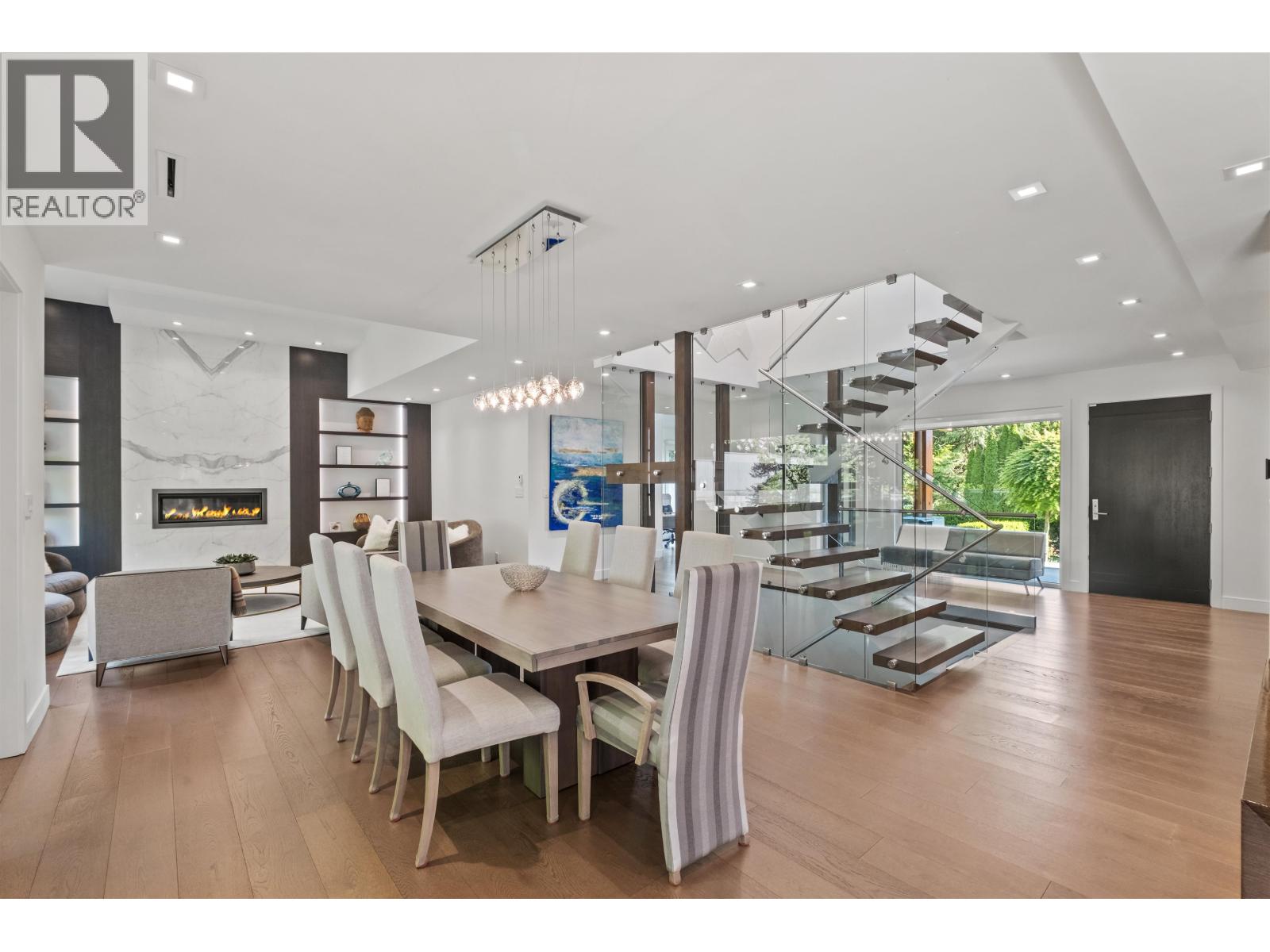 920 Melbourne Avenue, North Vancouver, British Columbia  V7R 1N7 - Photo 14 - R3126371