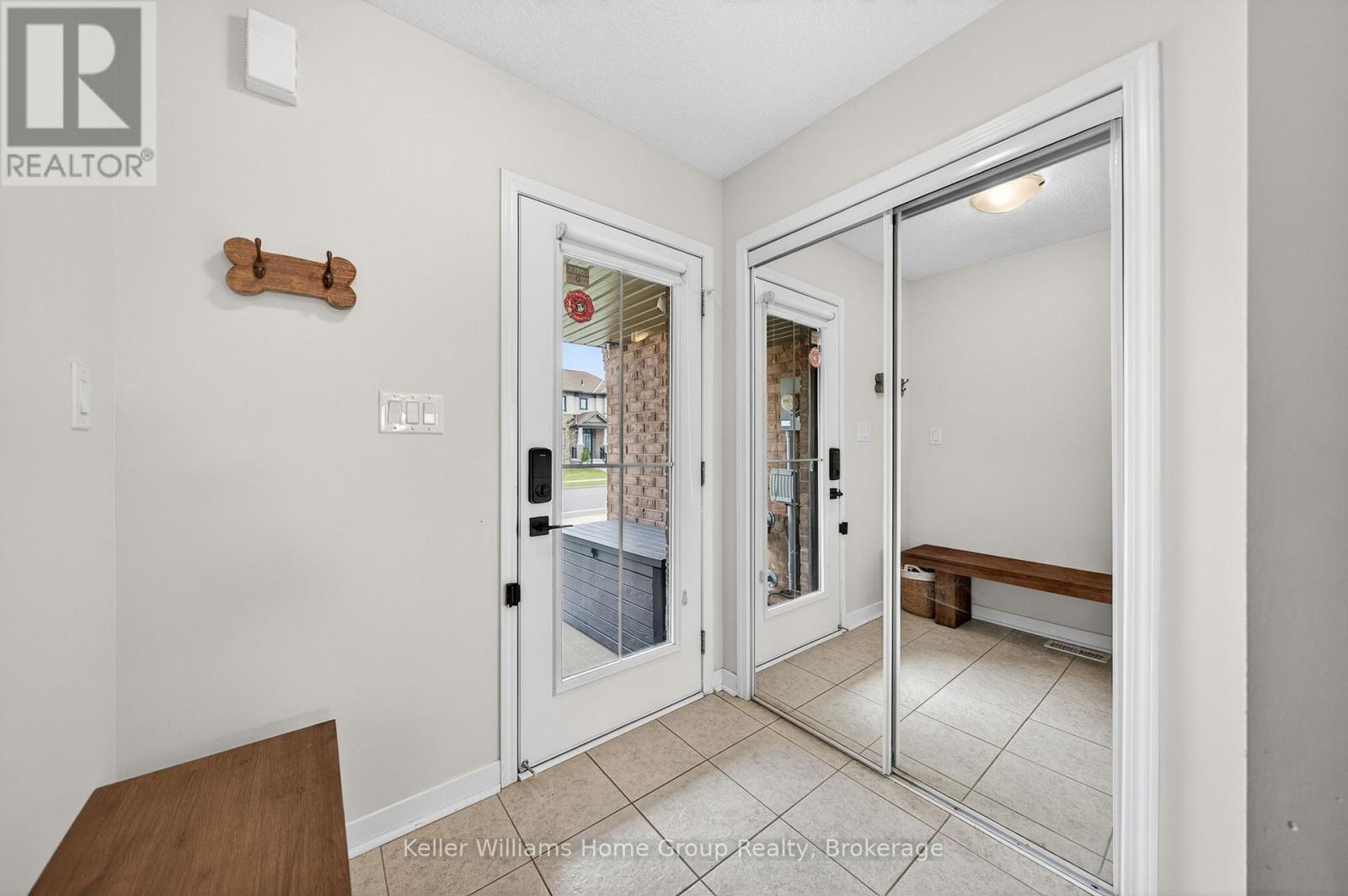 276 Bedrock Drive, Hamilton, Ontario  L8J 0M4 - Photo 4 - X13156974