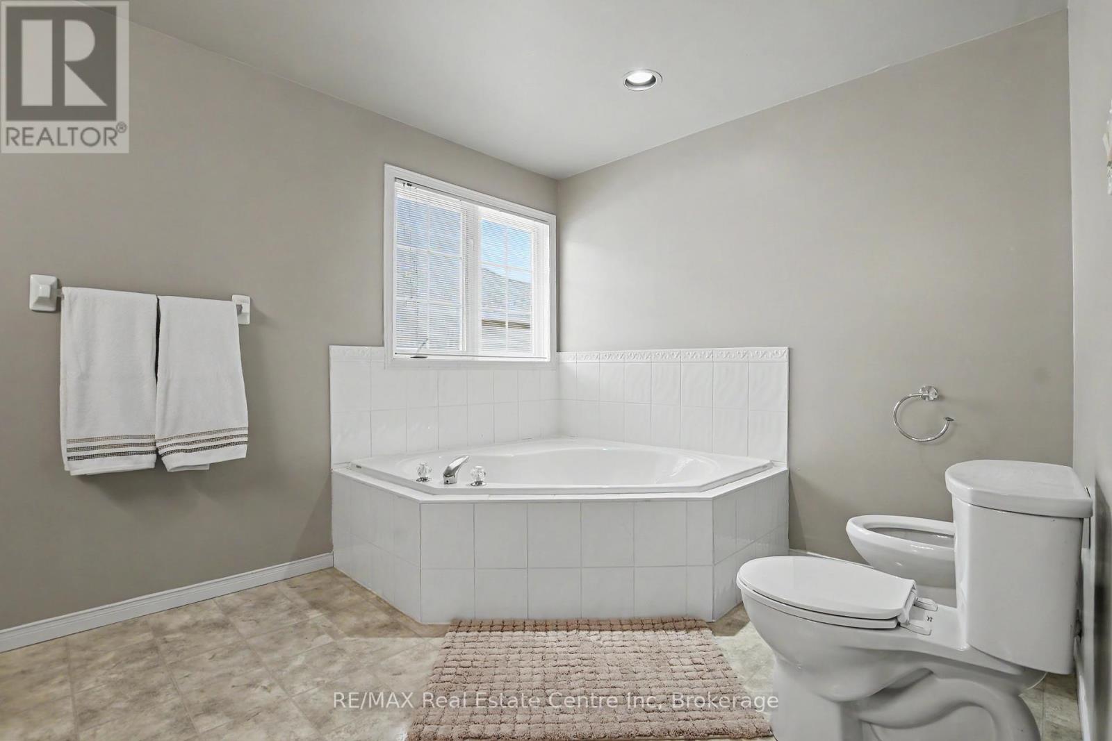 48 - 941 Gordon Street, Guelph, Ontario  N1G 4R9 - Photo 21 - X13157088
