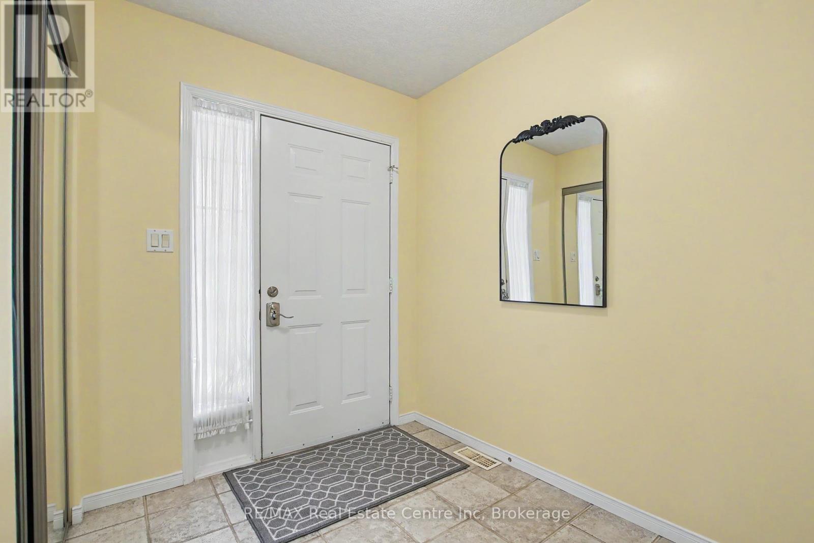 48 - 941 Gordon Street, Guelph, Ontario  N1G 4R9 - Photo 4 - X13157088