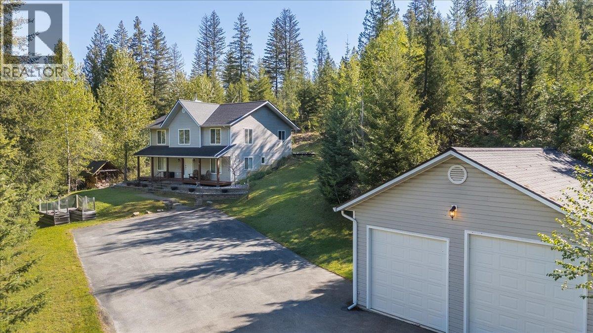2095 Pass Creek Road, Castlegar, British Columbia  v1n 4t1 - Photo 1 - 10386340